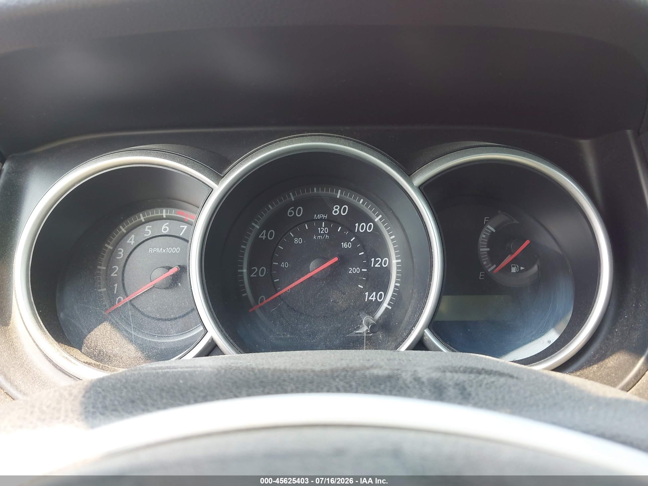 2011 Nissan Versa 1.8s Red vin: 3N1BC1CP3BL469767