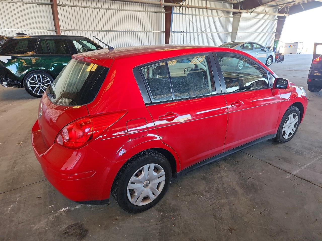 2011 Nissan Versa 1.8 S Red vin: 3N1BC1CP3BL484303