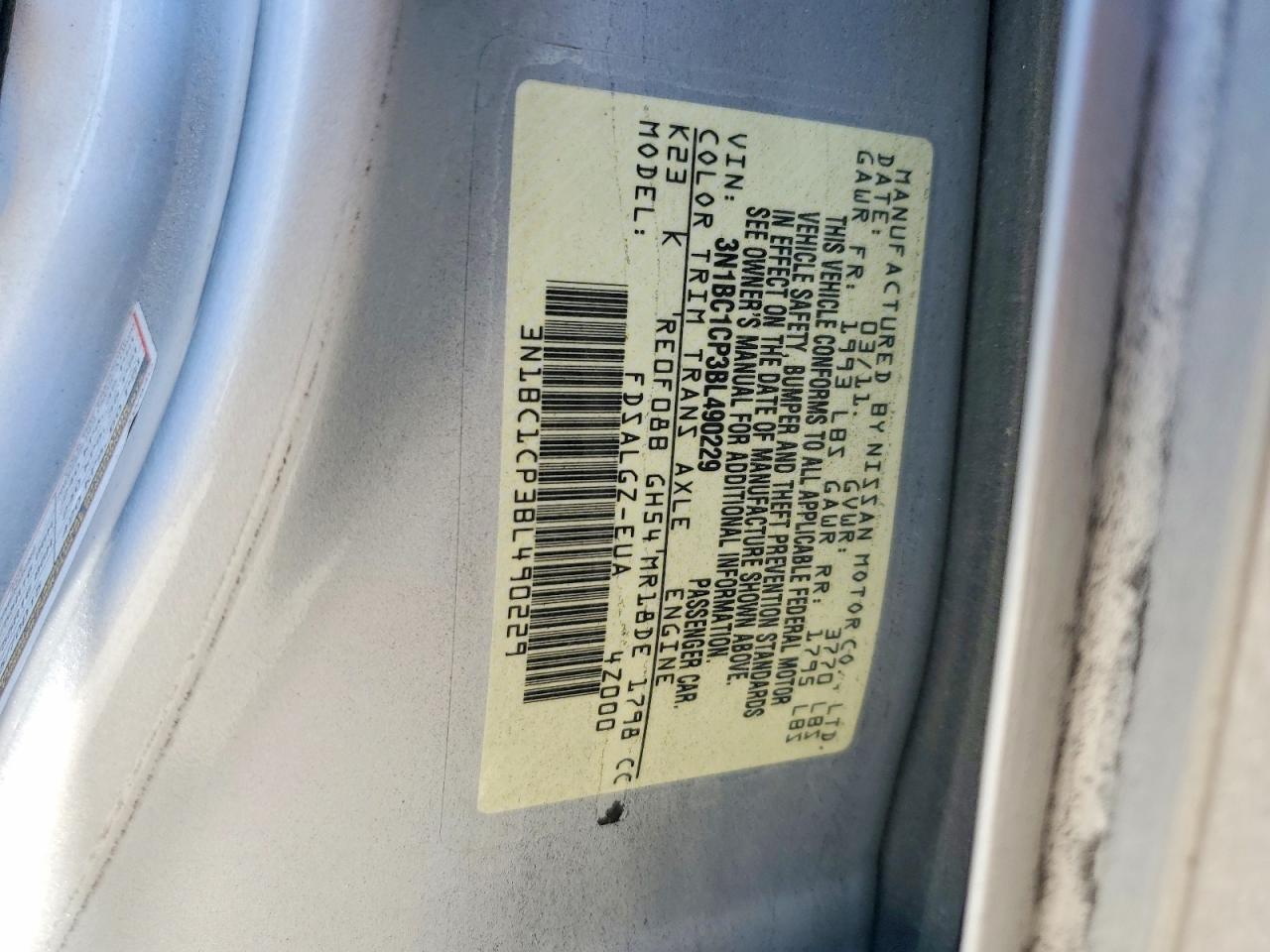 2011 Nissan Versa 1.8 S Silver vin: 3N1BC1CP3BL490229