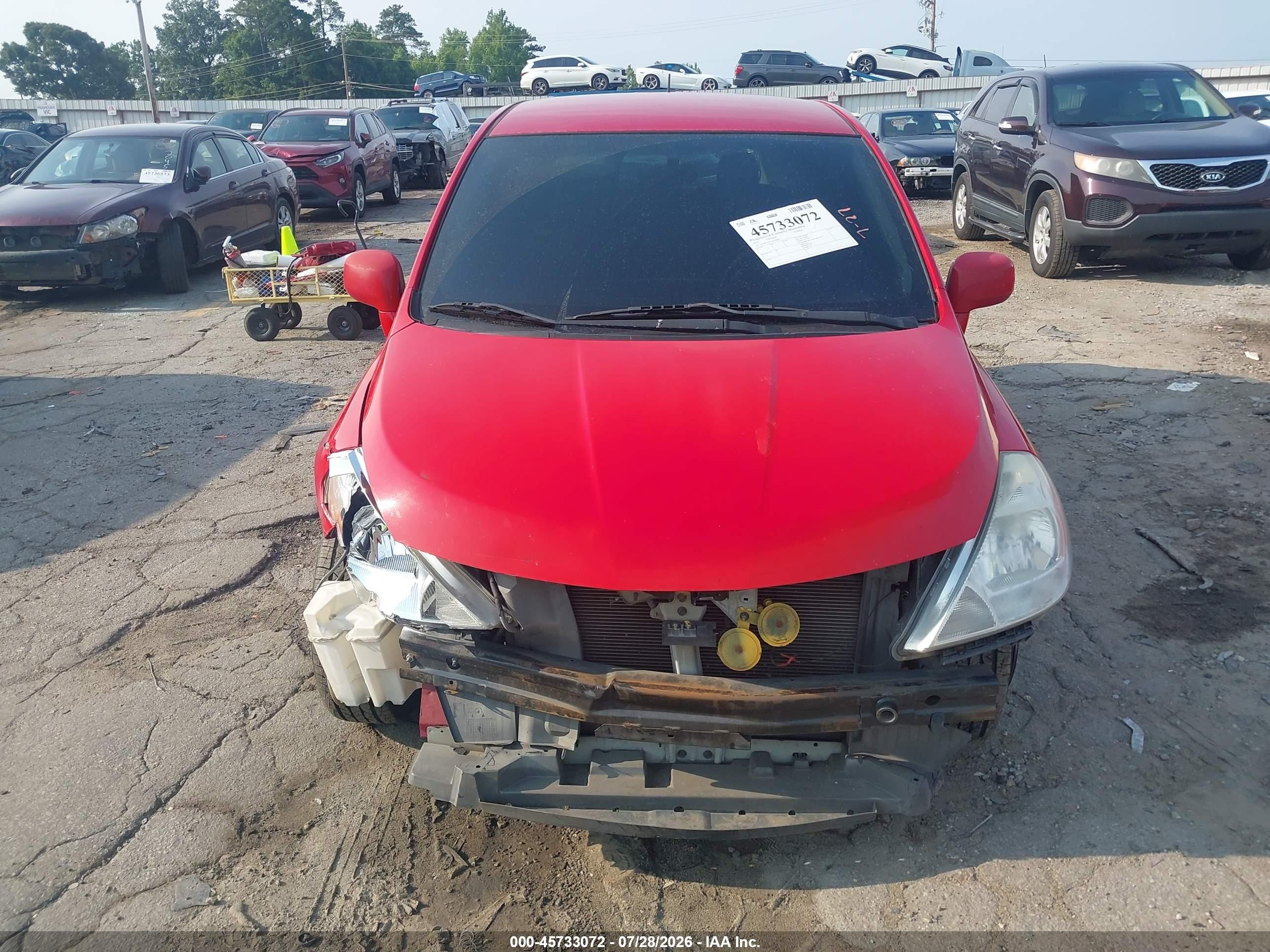 2012 Nissan Versa 1.8 S Красный vin: 3N1BC1CP3CK208808