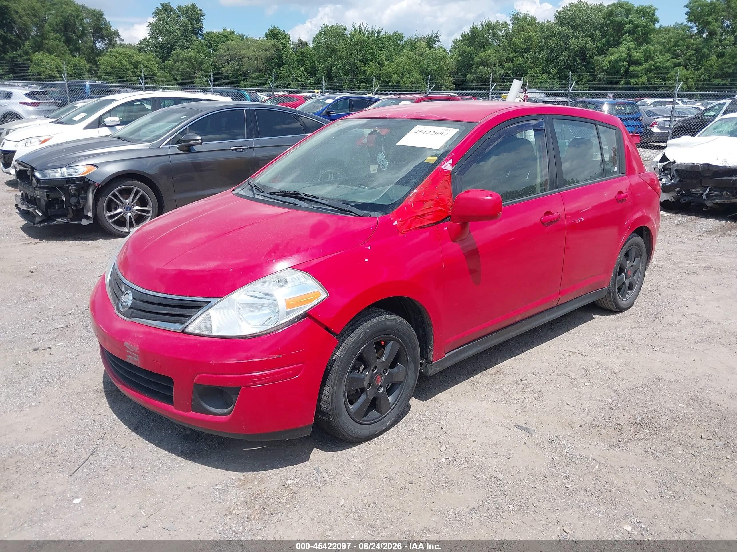 2012 Nissan Versa 1.8 S Red vin: 3N1BC1CP3CK215645