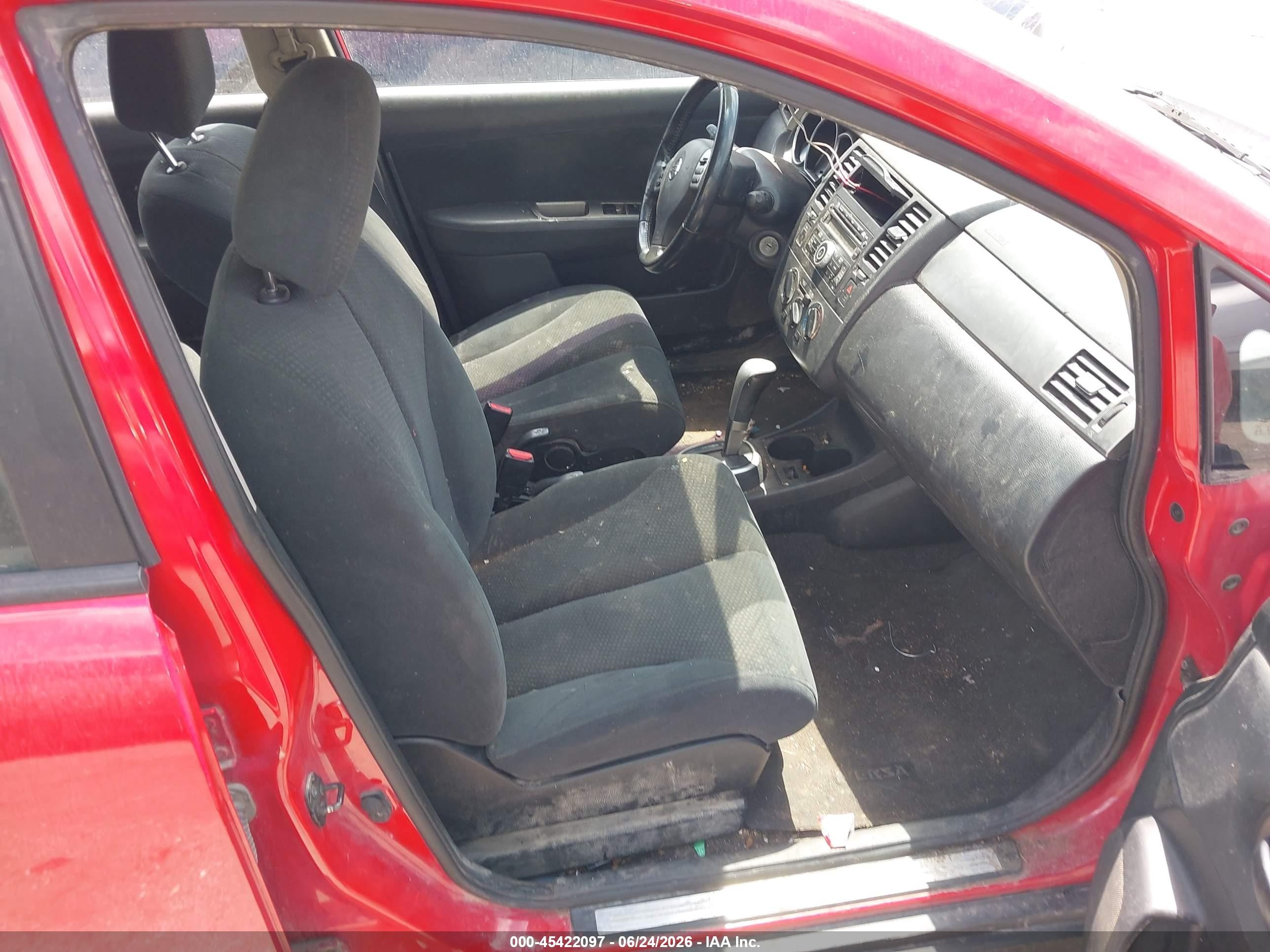 2012 Nissan Versa 1.8 S Red vin: 3N1BC1CP3CK215645