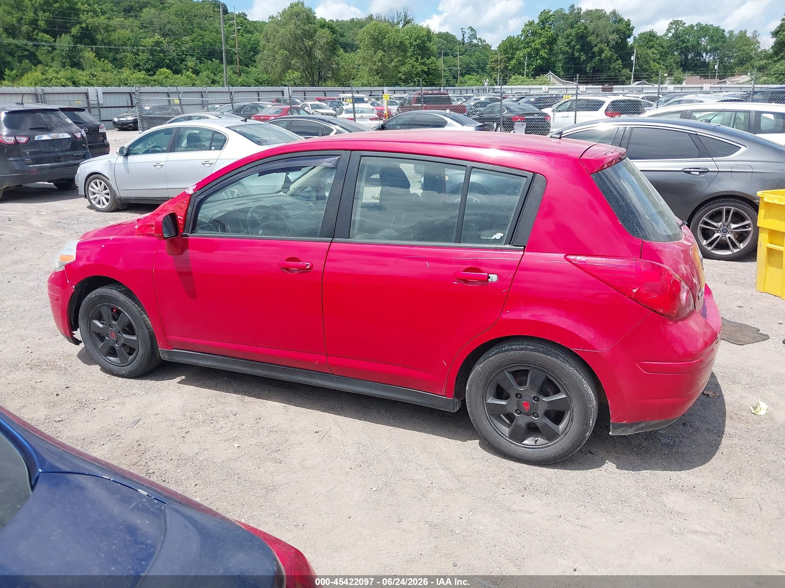 2012 Nissan Versa 1.8 S Red vin: 3N1BC1CP3CK215645