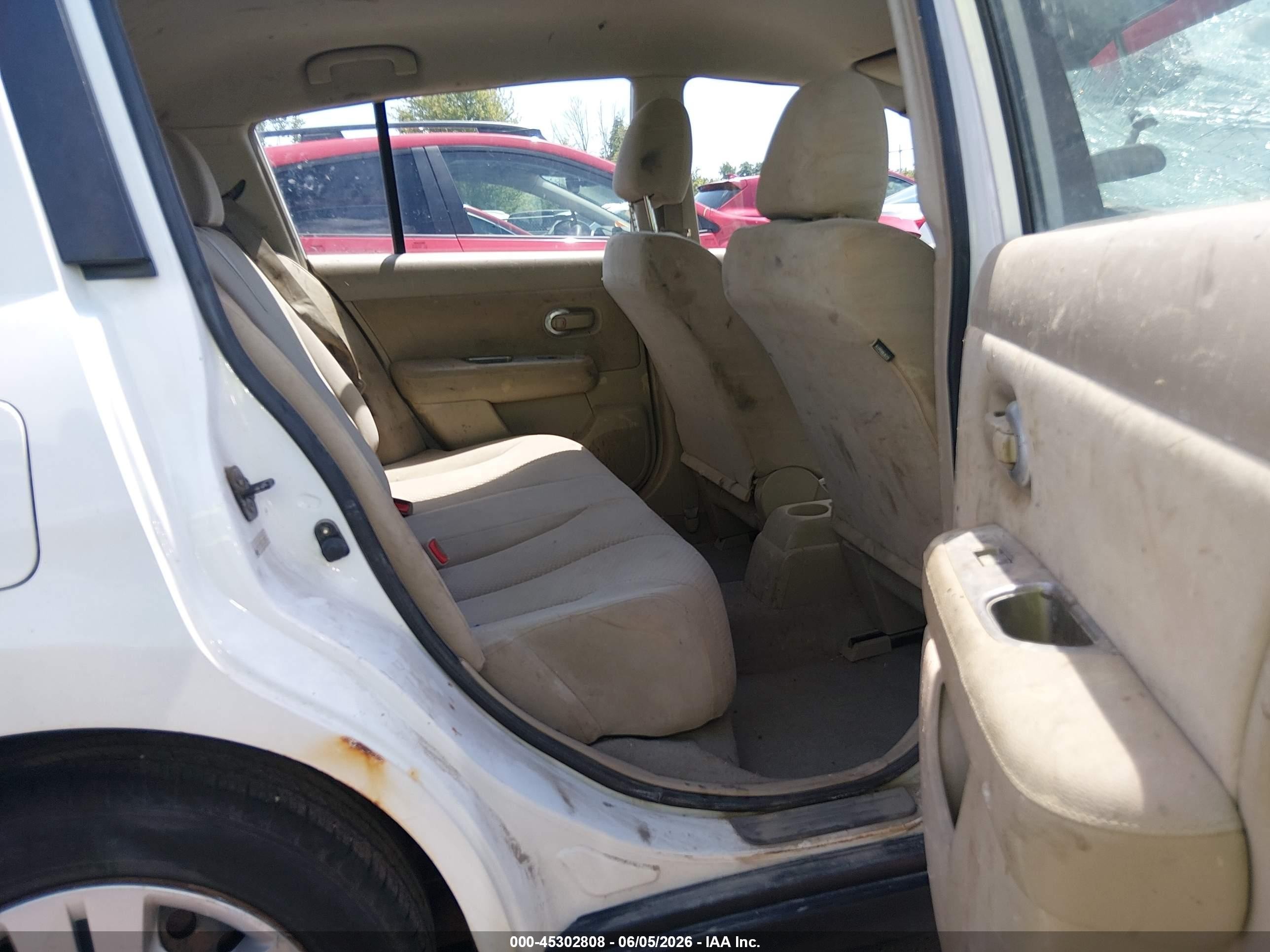 2012 Nissan Versa 1.8 S White vin: 3N1BC1CP3CK233479