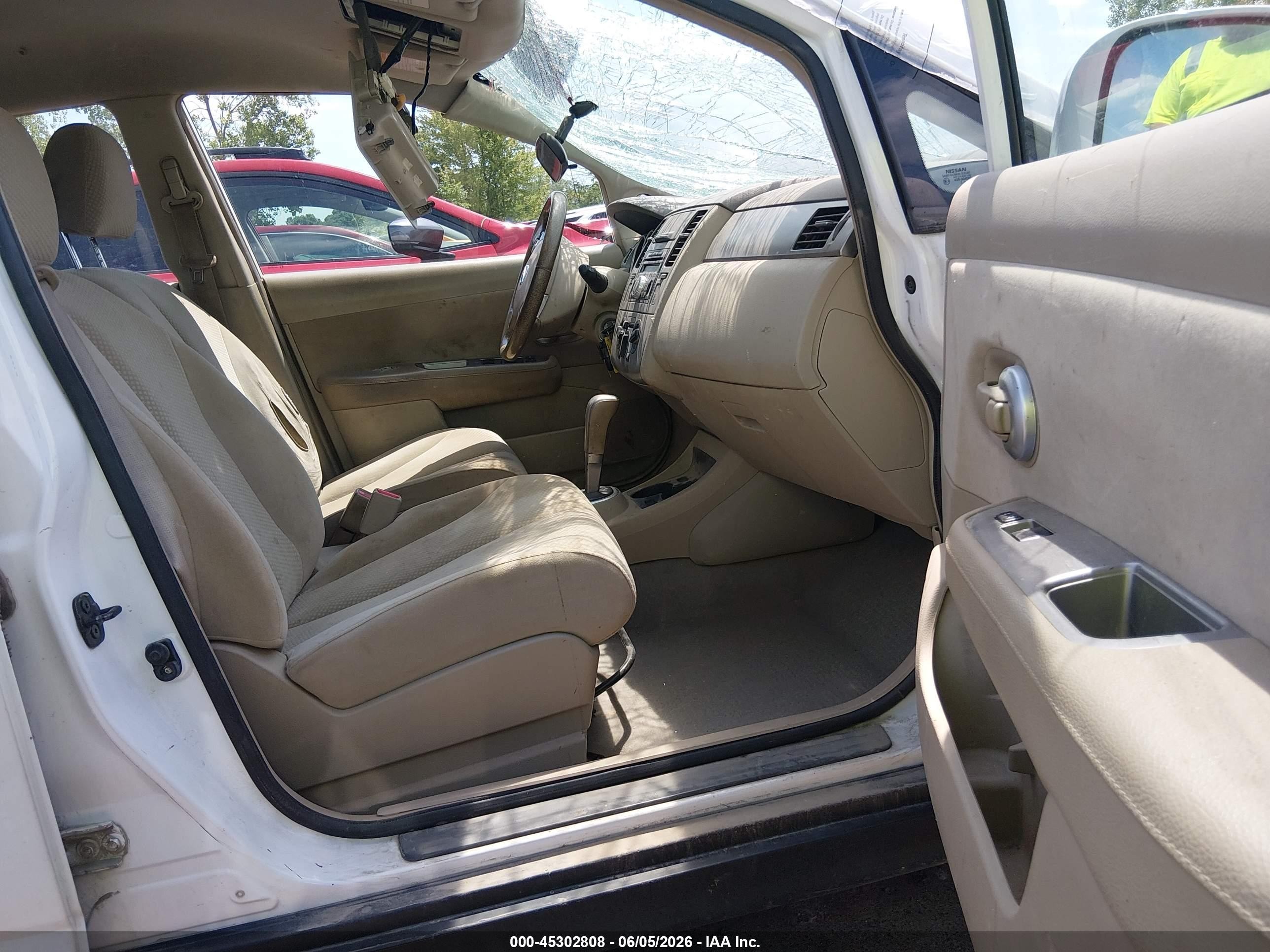 2012 Nissan Versa 1.8 S White vin: 3N1BC1CP3CK233479