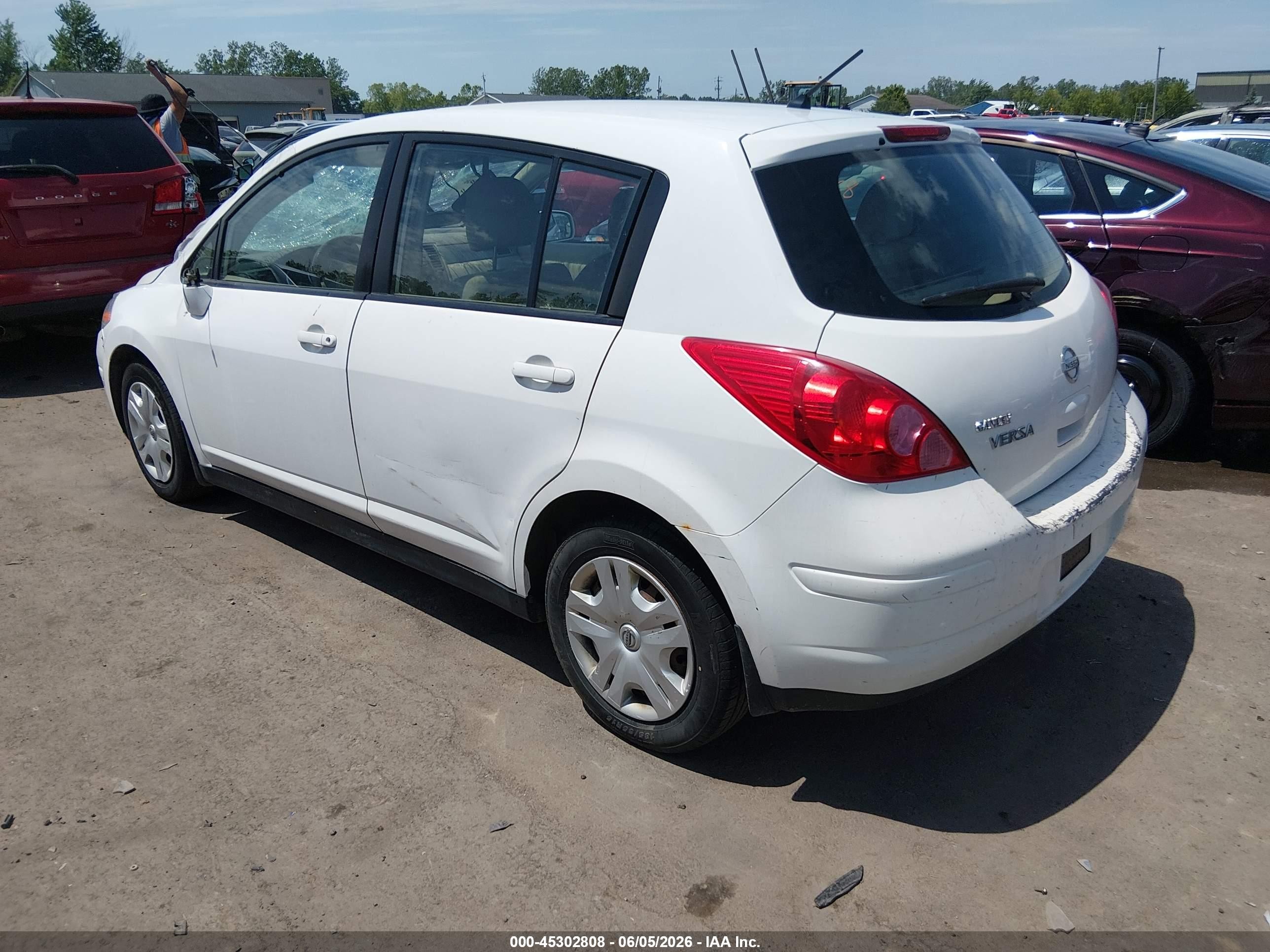 2012 Nissan Versa 1.8 S White vin: 3N1BC1CP3CK233479