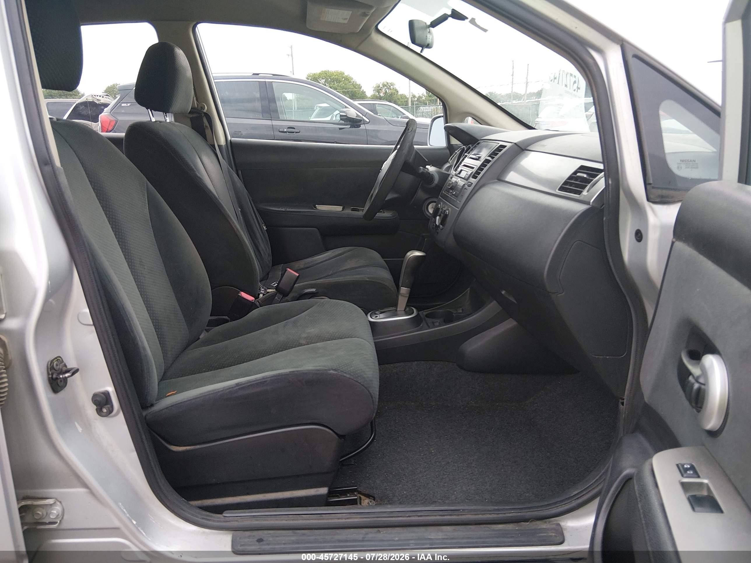 2012 Nissan Versa 1.8 S Серый vin: 3N1BC1CP3CK236124