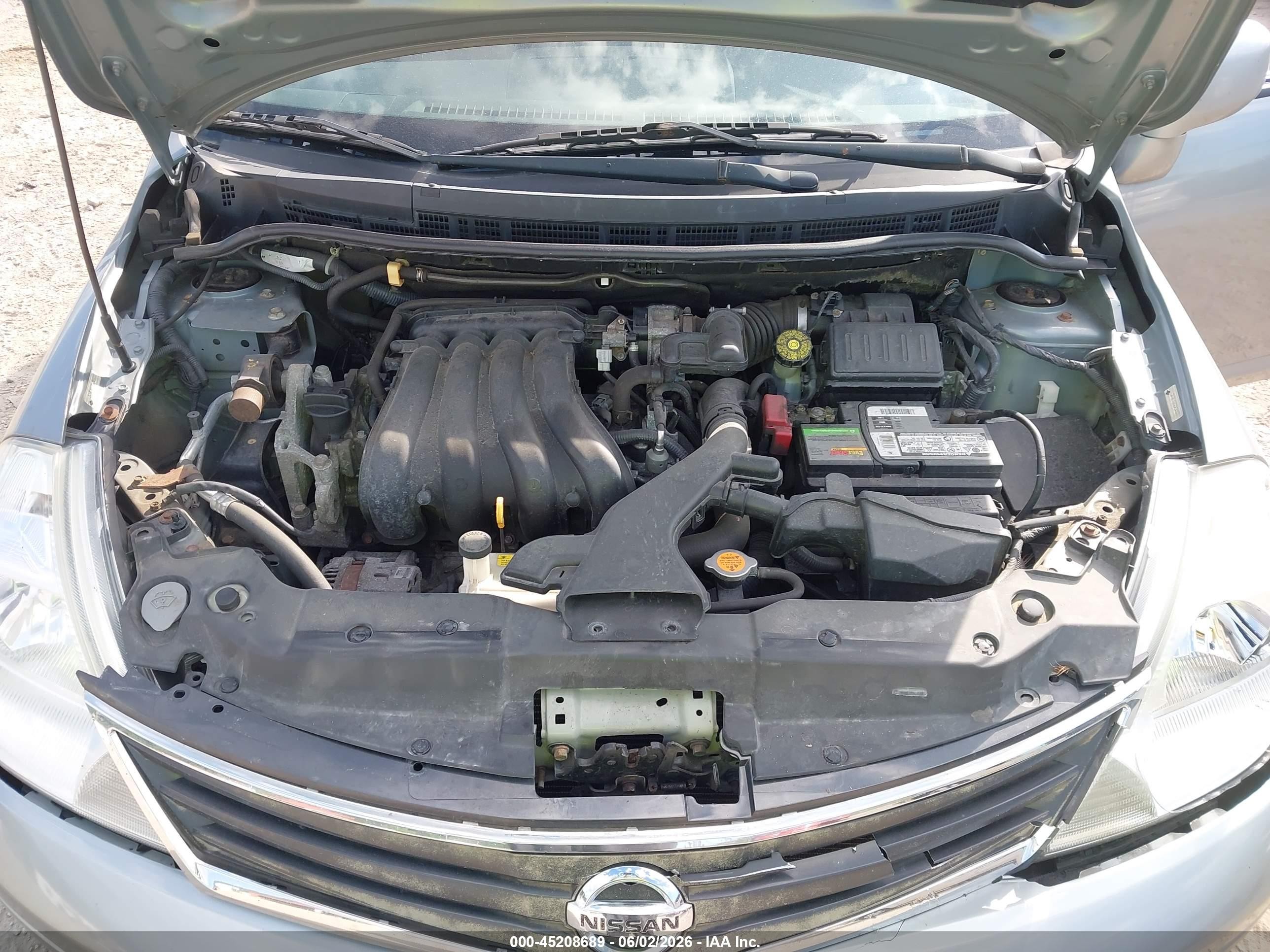 2012 Nissan Versa 1.8 S Silver vin: 3N1BC1CP3CK241078