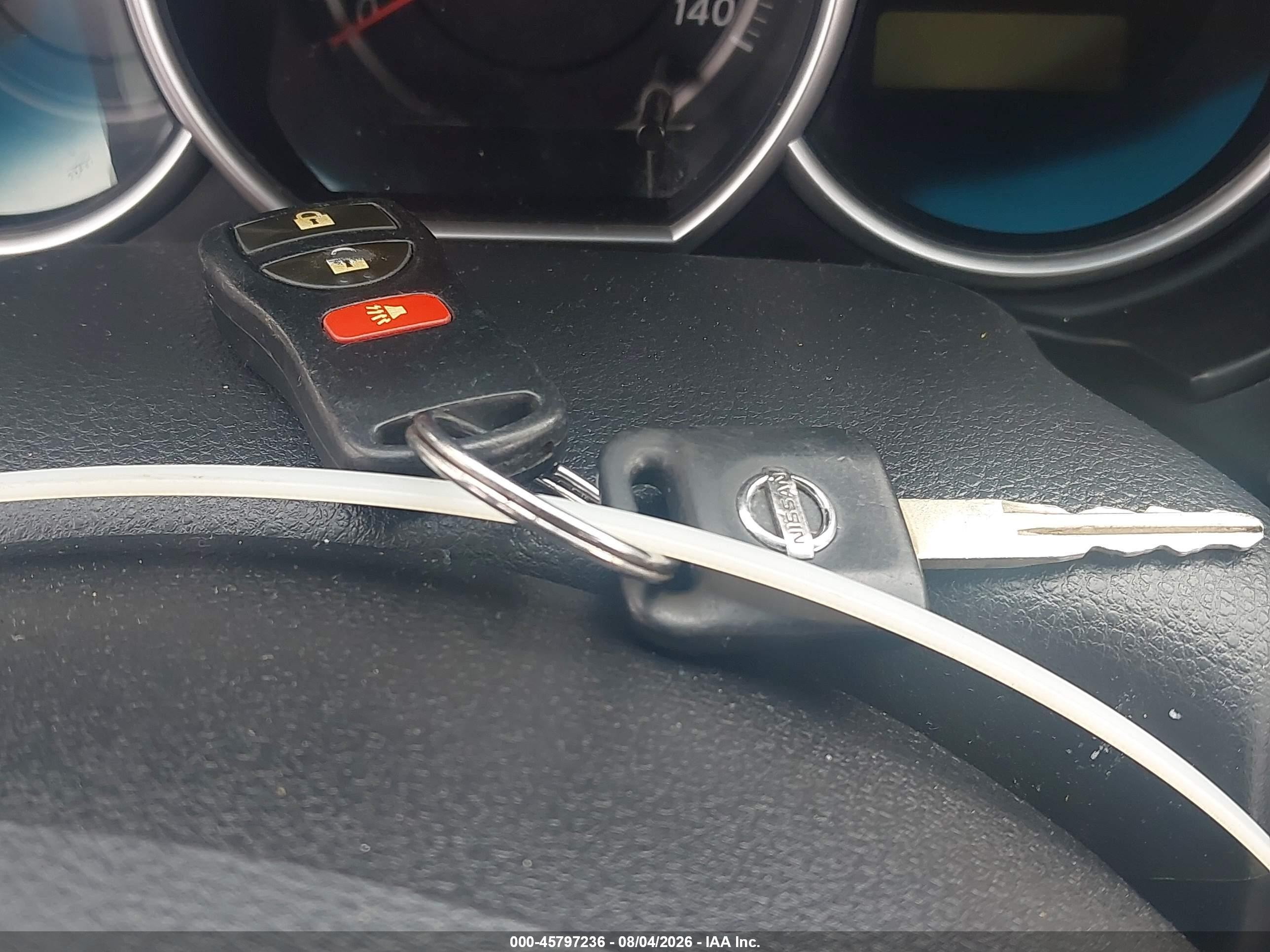 2012 Nissan Versa 1.8 S Серебряный vin: 3N1BC1CP3CK247205