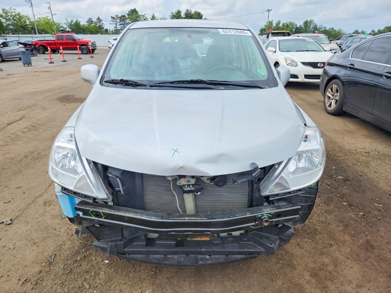 2012 Nissan Versa 1.8 S Silver vin: 3N1BC1CP3CK803108