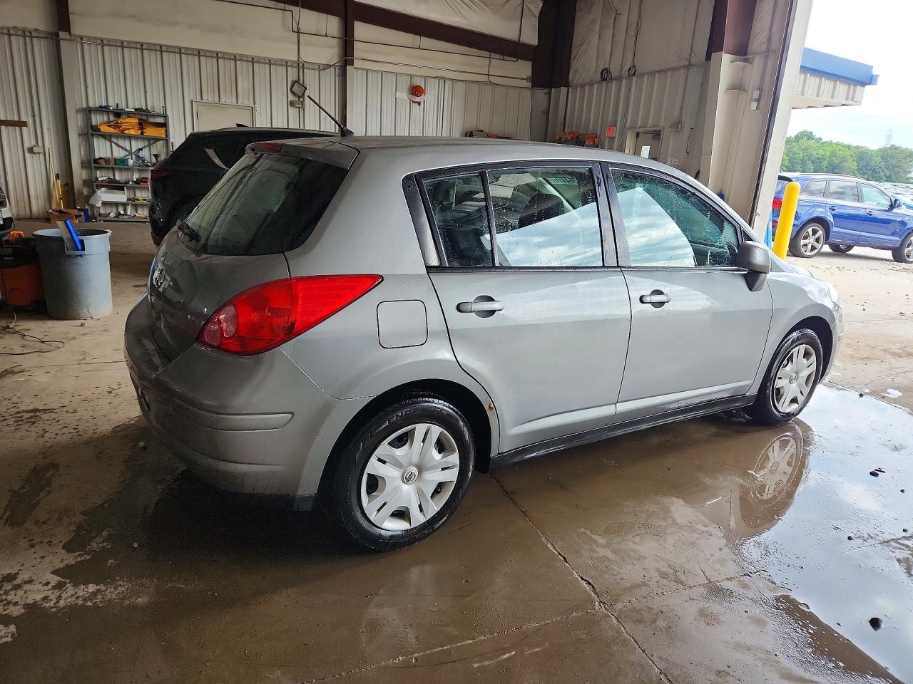 2012 Nissan Versa S/sl Silver vin: 3N1BC1CP3CK808583