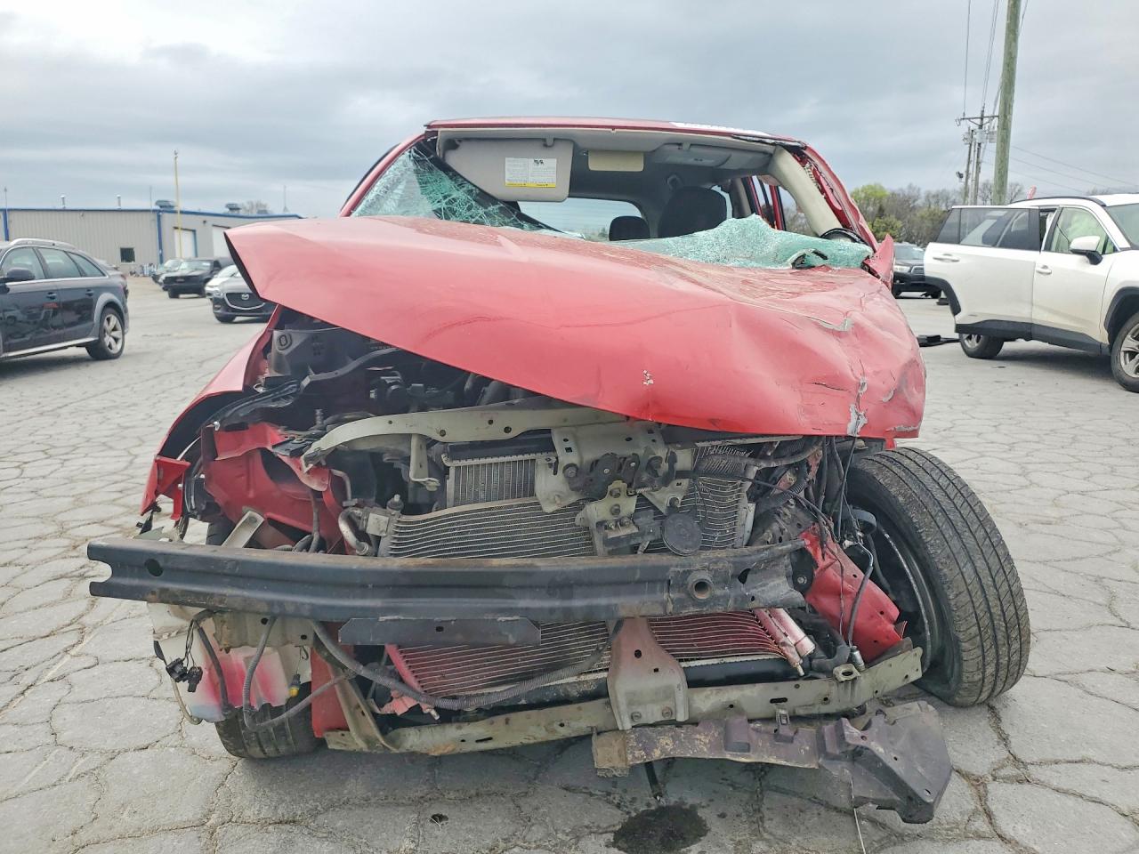 2012 Nissan Versa 1.8 S Red vin: 3N1BC1CP3CK814903