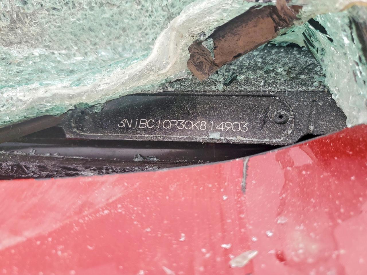 2012 Nissan Versa 1.8 S Red vin: 3N1BC1CP3CK814903