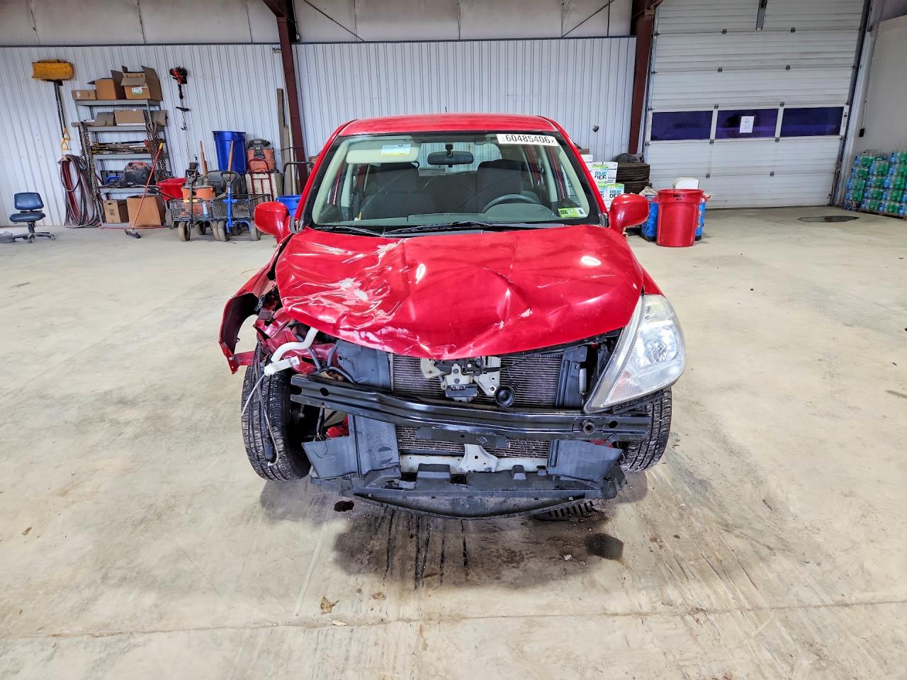 2010 Nissan Versa 1.8 S Red vin: 3N1BC1CP4AL376593