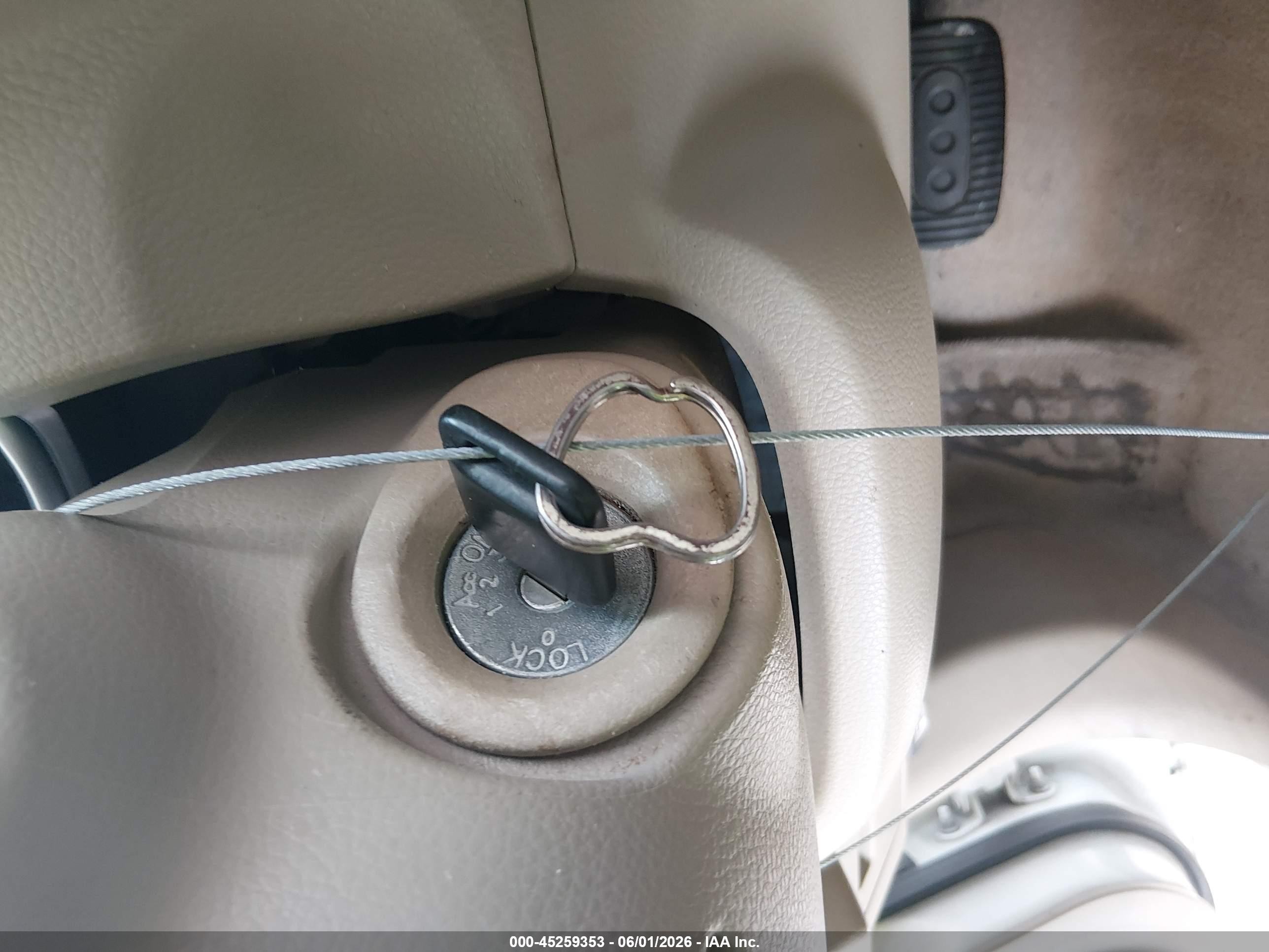 2010 Nissan Versa 1.8s White vin: 3N1BC1CP4AL376870