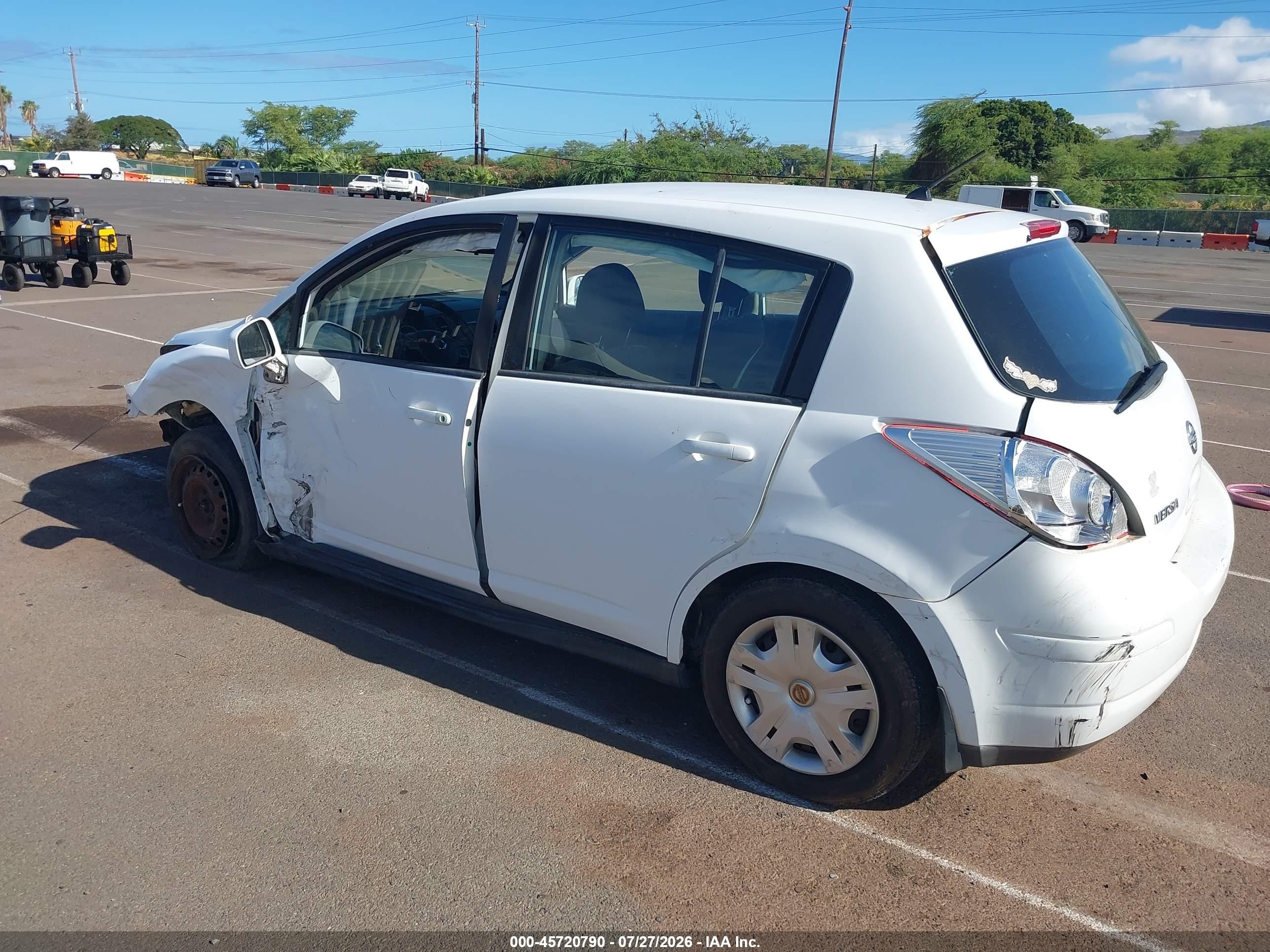 2010 Nissan Versa 1.8s White vin: 3N1BC1CP4AL387965