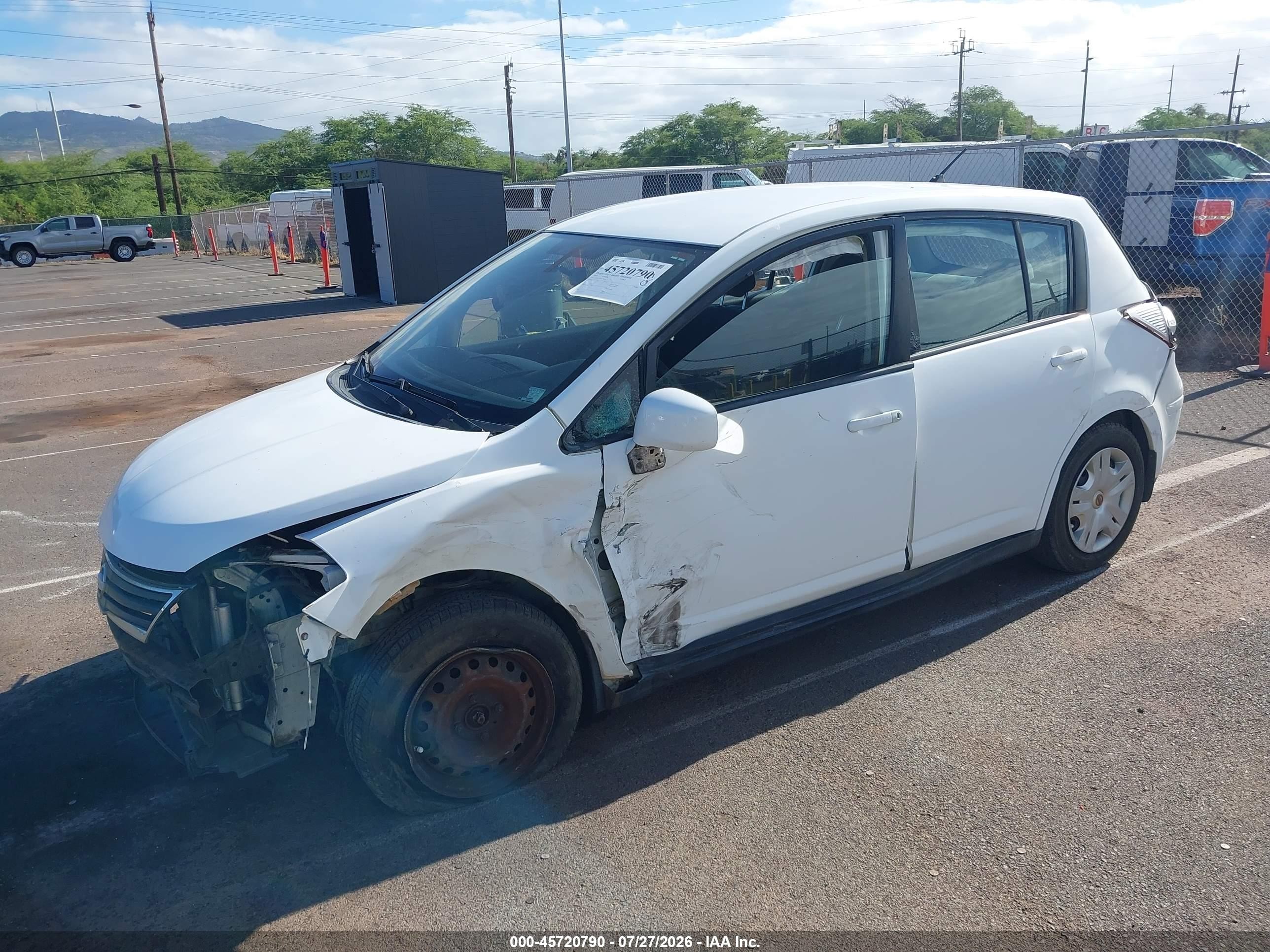 2010 Nissan Versa 1.8s White vin: 3N1BC1CP4AL387965