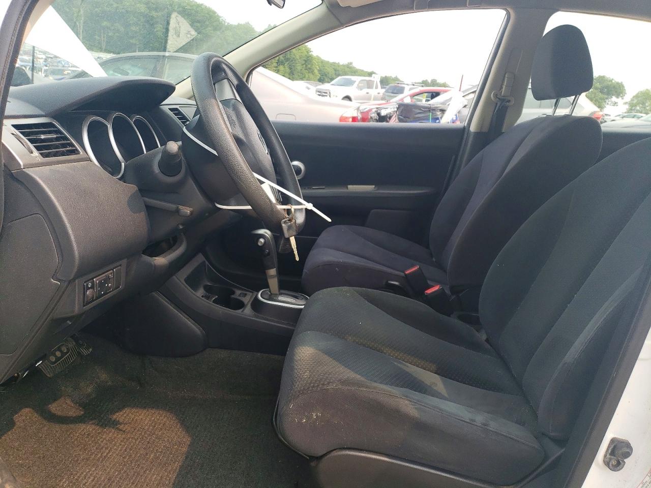 2010 Nissan Versa S Белый vin: 3N1BC1CP4AL399565