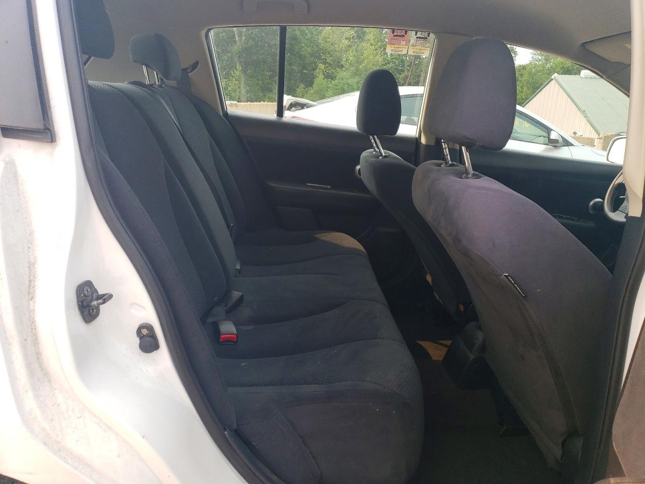 2010 Nissan Versa S Белый vin: 3N1BC1CP4AL399565