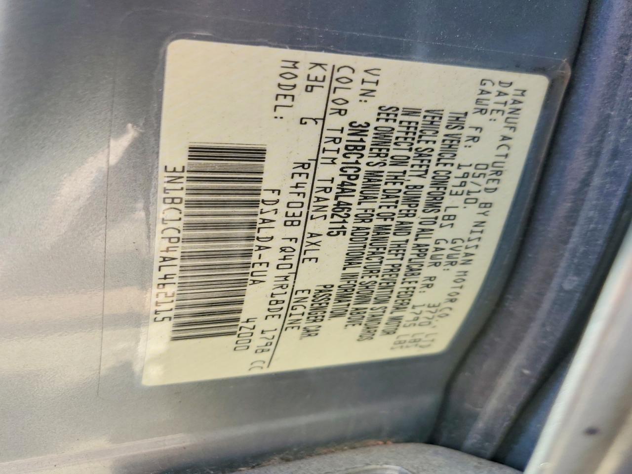 2010 Nissan Versa 1.8 S Silver vin: 3N1BC1CP4AL462115