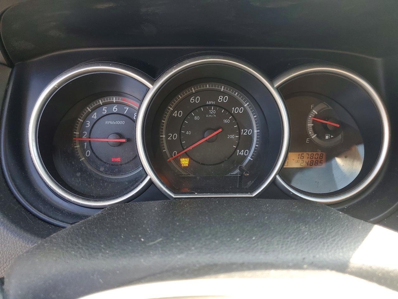 2010 Nissan Versa 1.8 S Silver vin: 3N1BC1CP4AL462115