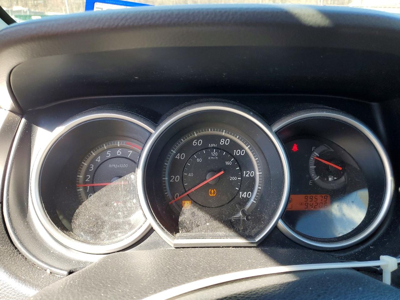 2010 Nissan Versa 1.8 S Silver vin: 3N1BC1CP4AL467654
