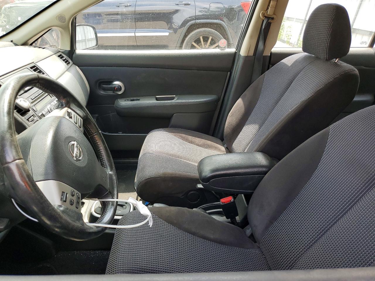 2011 Nissan Versa 1.8 S Черный vin: 3N1BC1CP4BL406662