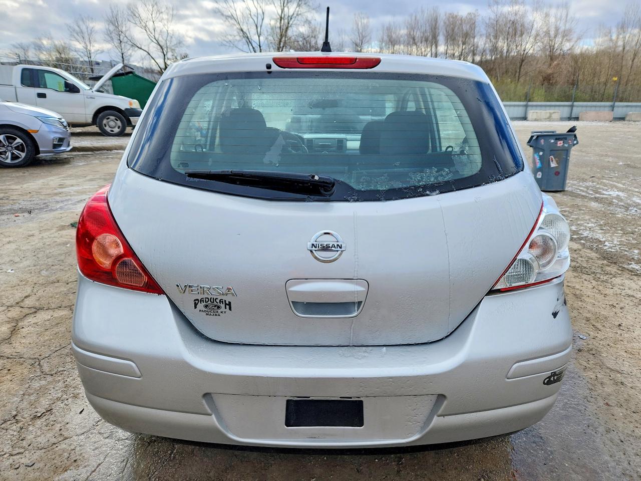 2011 Nissan Versa 1.8 S Silver vin: 3N1BC1CP4BL434462