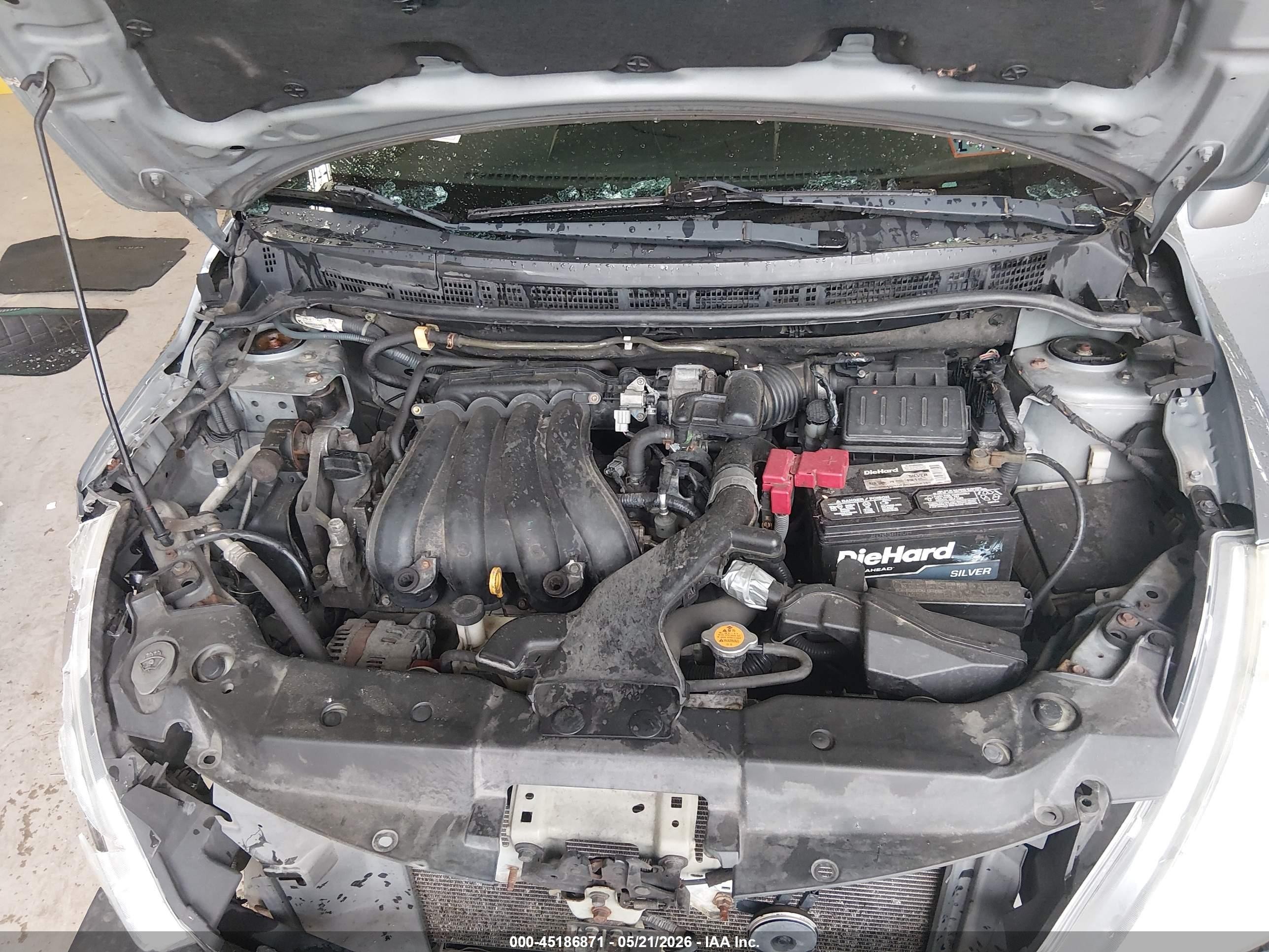 2011 Nissan Versa 1.8s Silver vin: 3N1BC1CP4BL492930