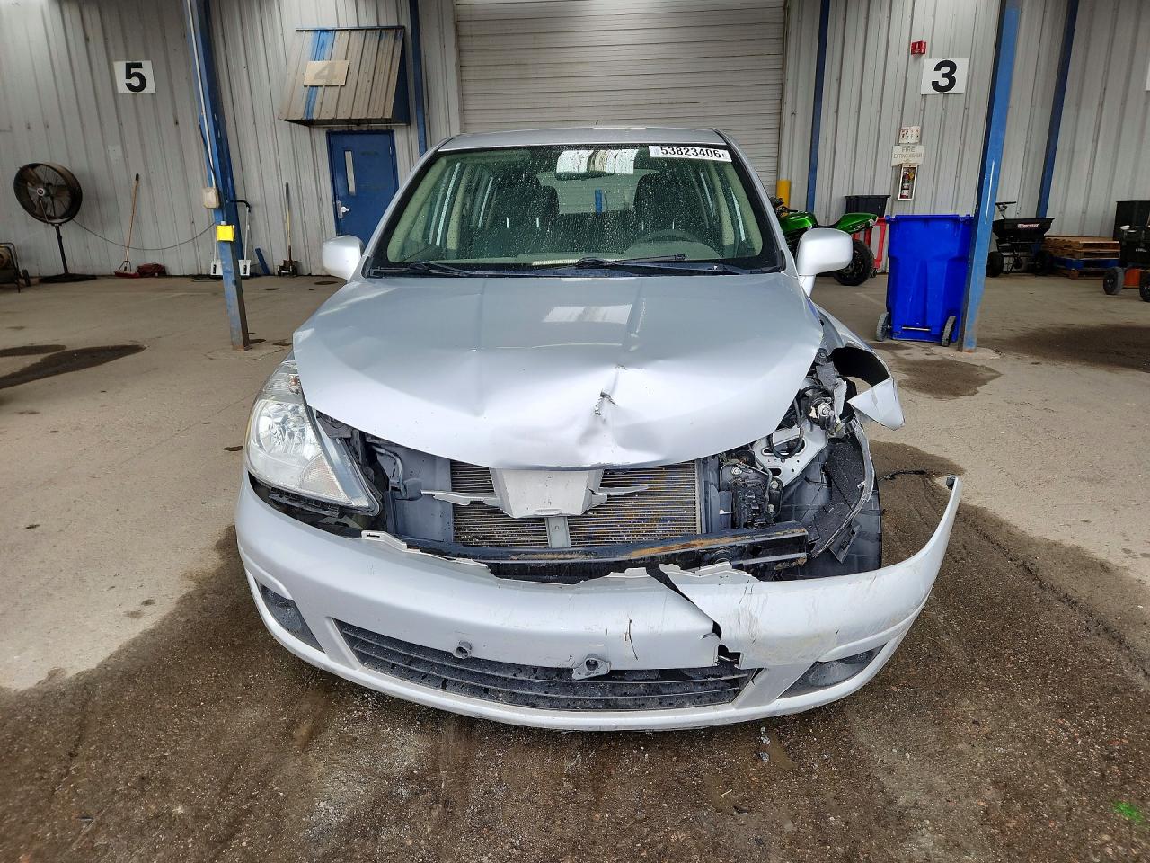 2011 Nissan Versa 1.8 S Silver vin: 3N1BC1CP4BL499599