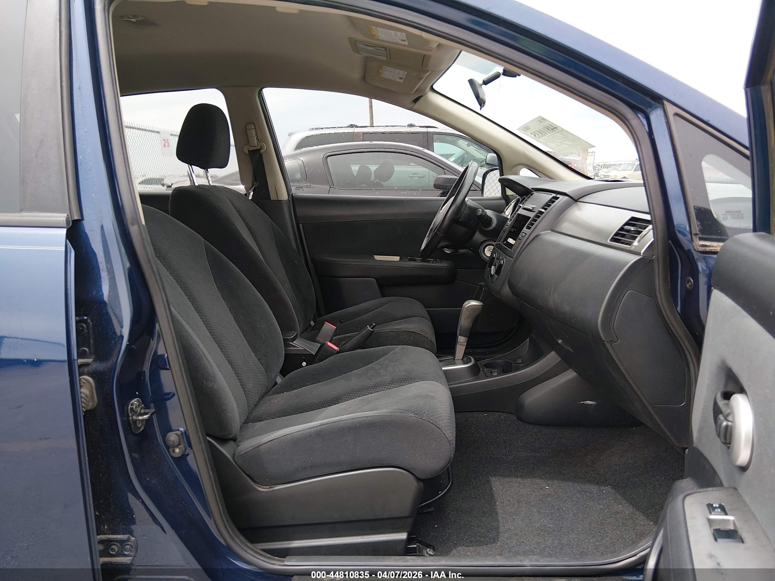 2012 Nissan Versa 1.8 S Синий vin: 3N1BC1CP4CK208770