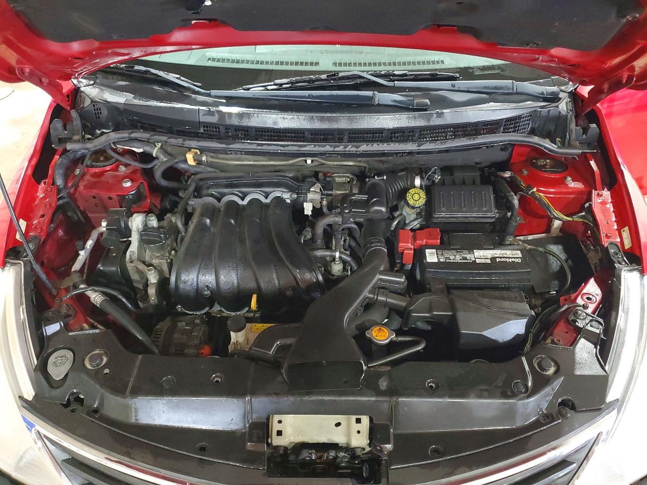 2012 Nissan Versa 1.8 S Red vin: 3N1BC1CP4CK236472