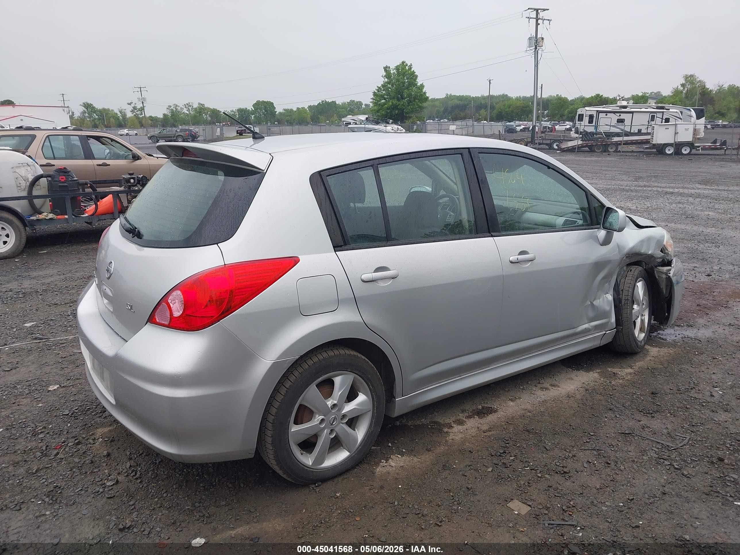 2012 Nissan Versa 1.8 Sl Серебряный vin: 3N1BC1CP4CK271285