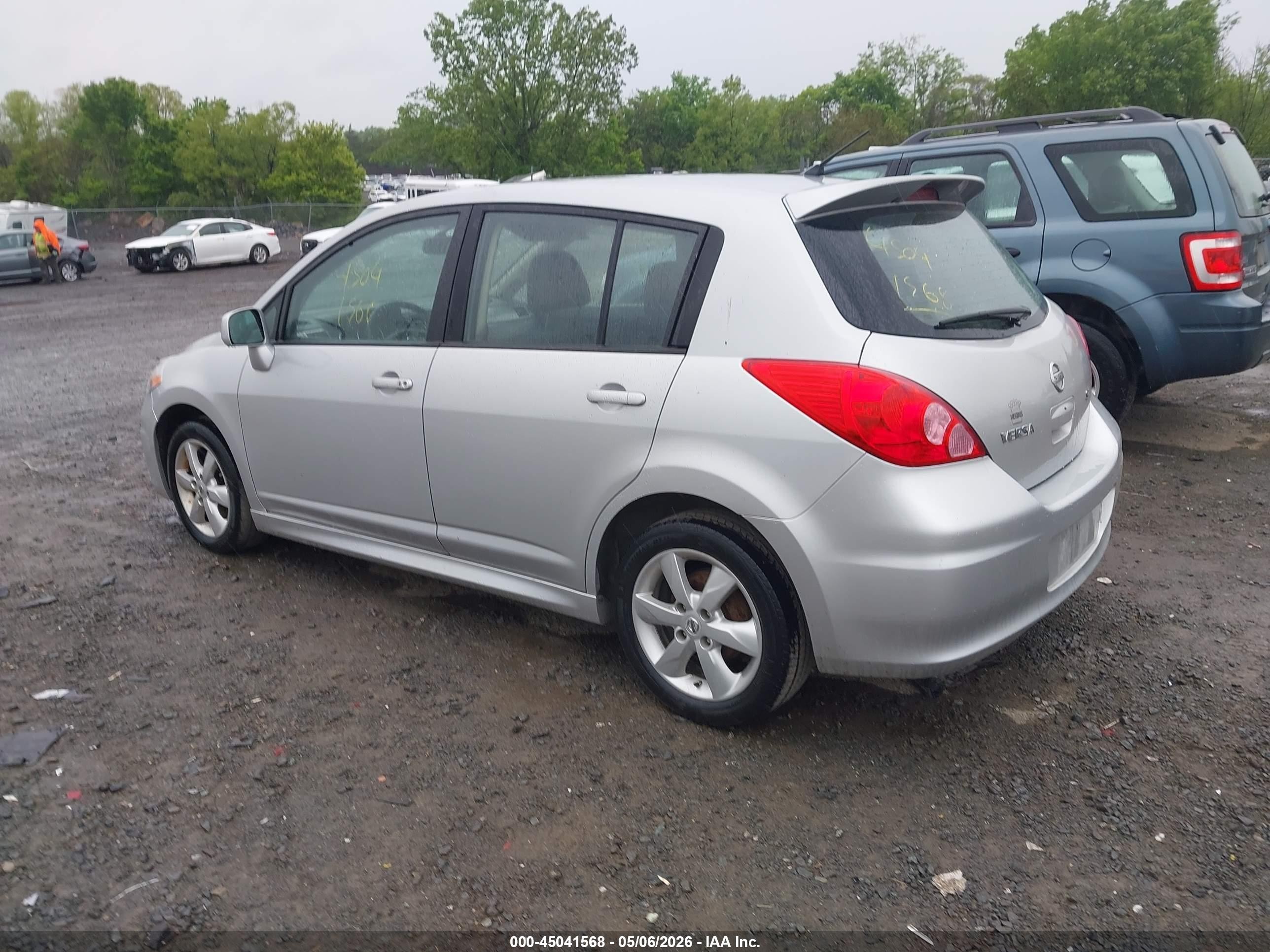 2012 Nissan Versa 1.8 Sl Серебряный vin: 3N1BC1CP4CK271285