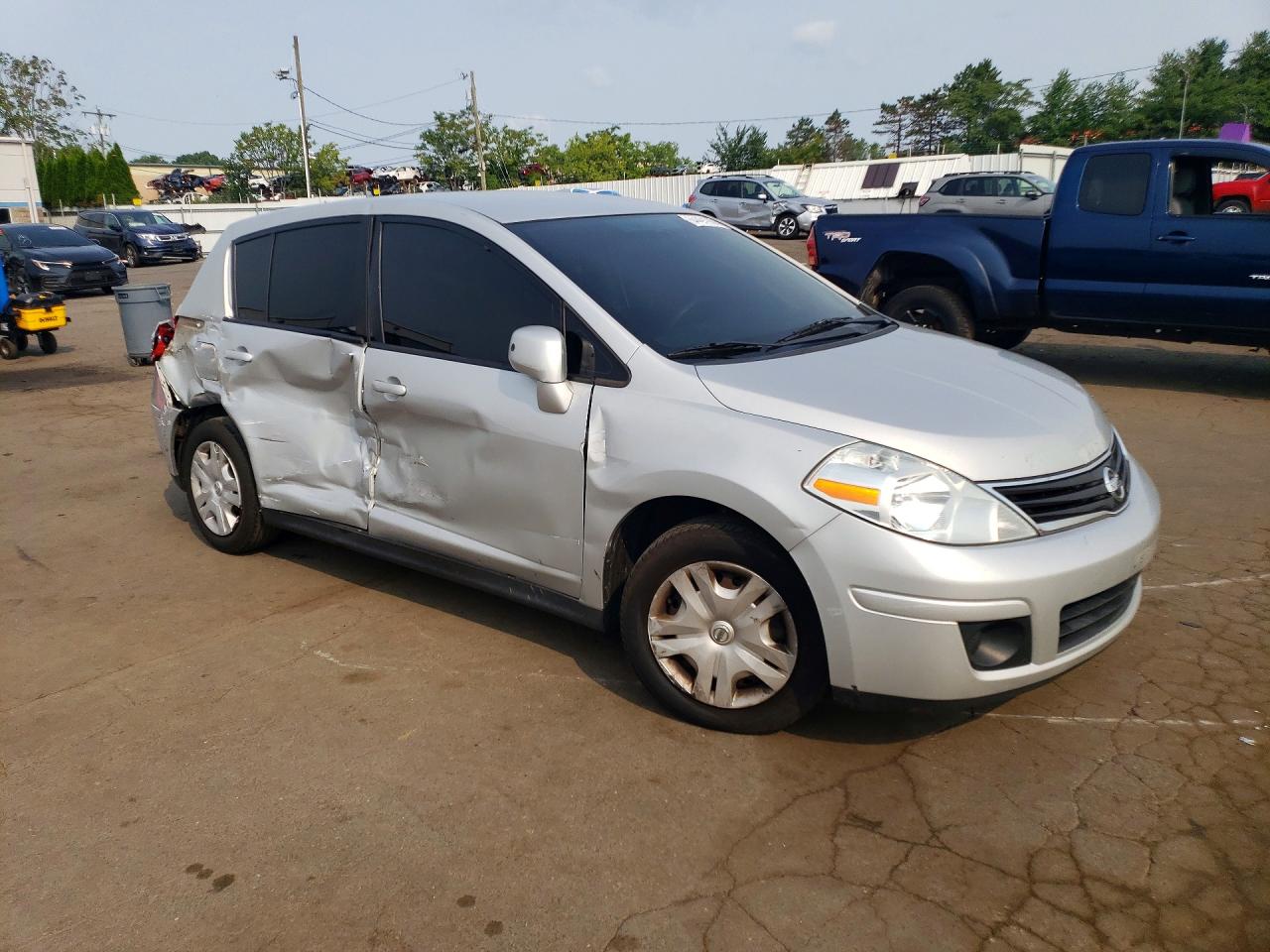 2012 Nissan Versa 1.8 S Серый vin: 3N1BC1CP4CK273120