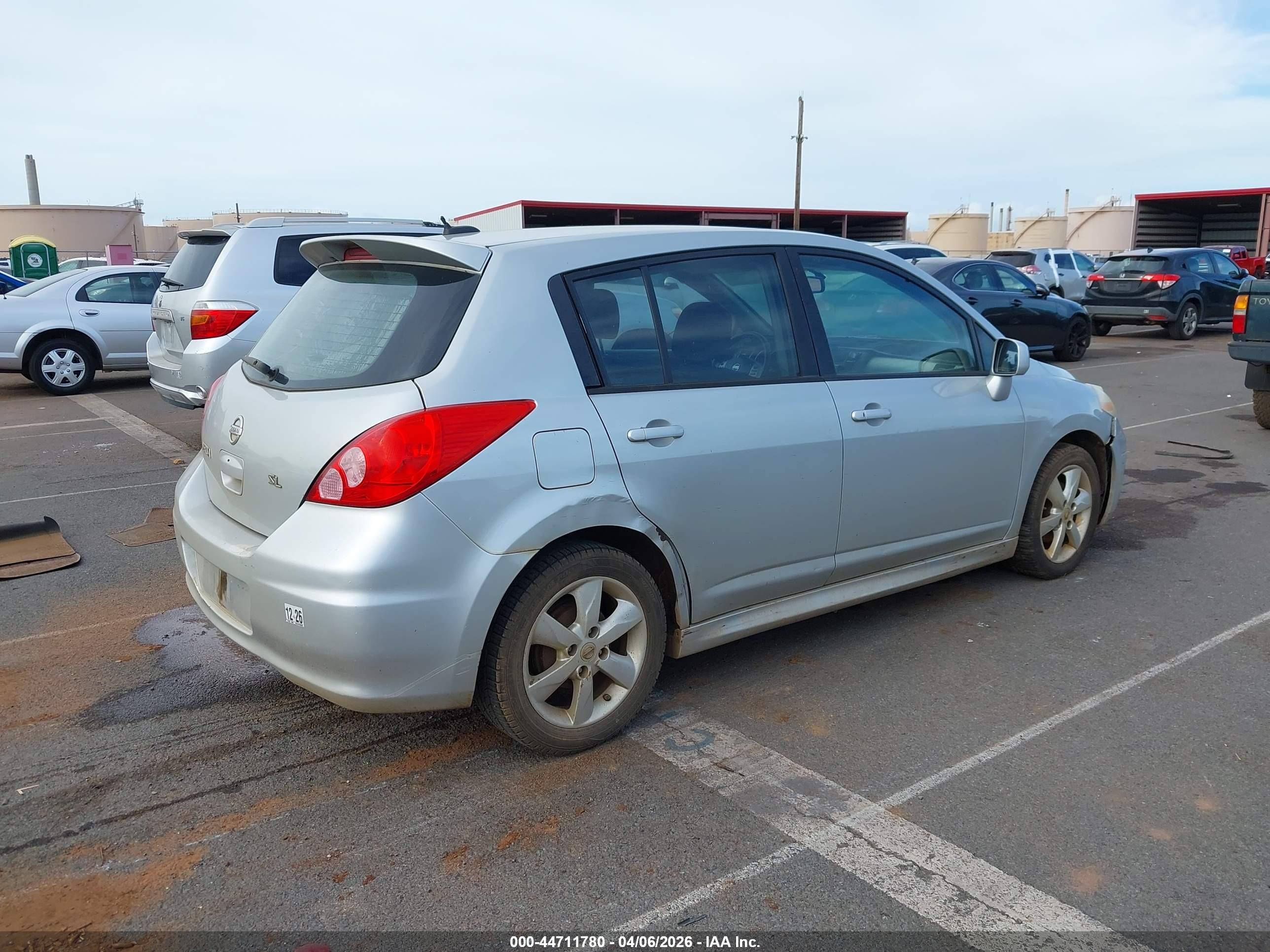 2012 Nissan Versa 1.8 Sl Silver vin: 3N1BC1CP4CK803456
