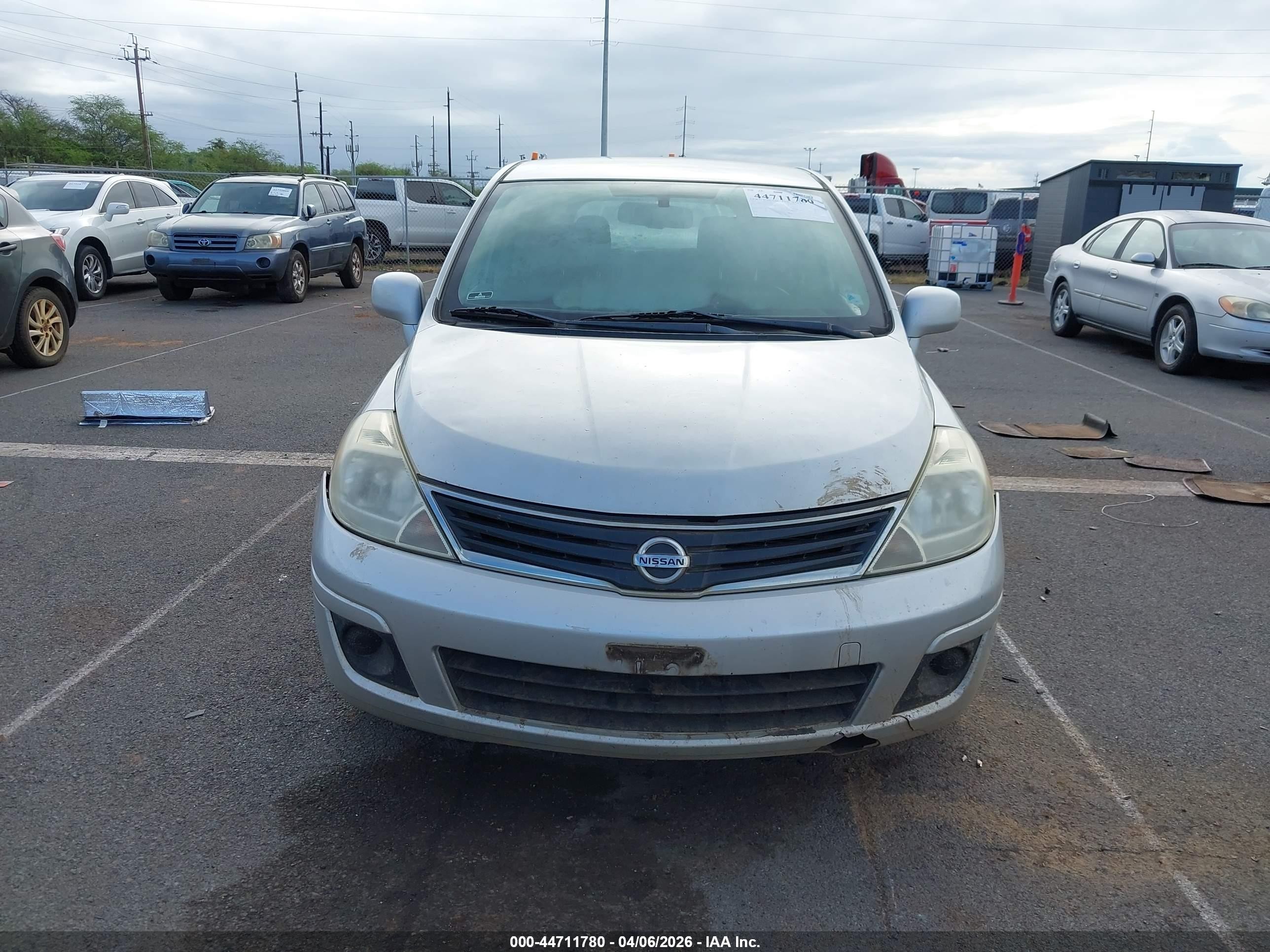 2012 Nissan Versa 1.8 Sl Silver vin: 3N1BC1CP4CK803456