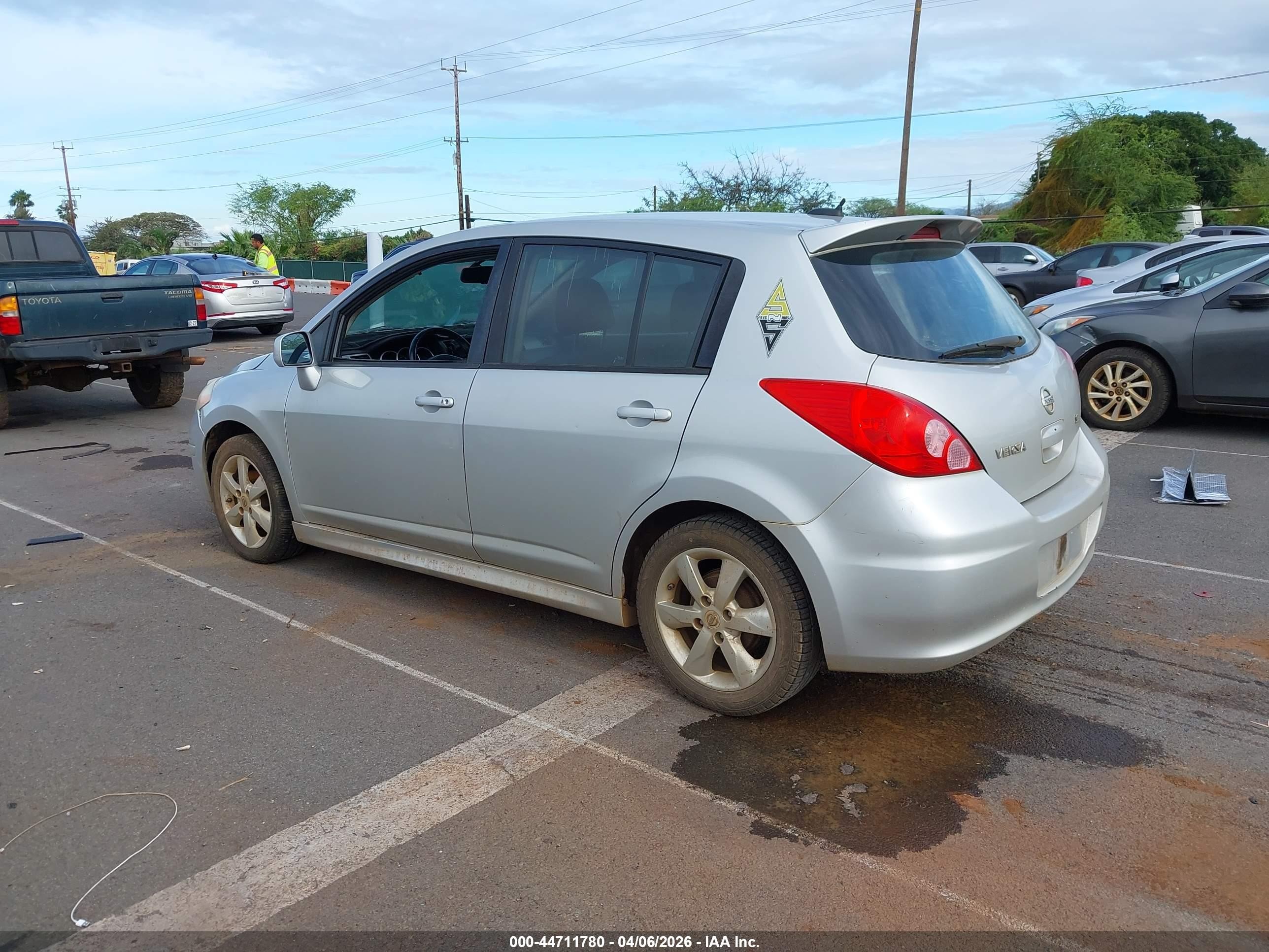 2012 Nissan Versa 1.8 Sl Silver vin: 3N1BC1CP4CK803456