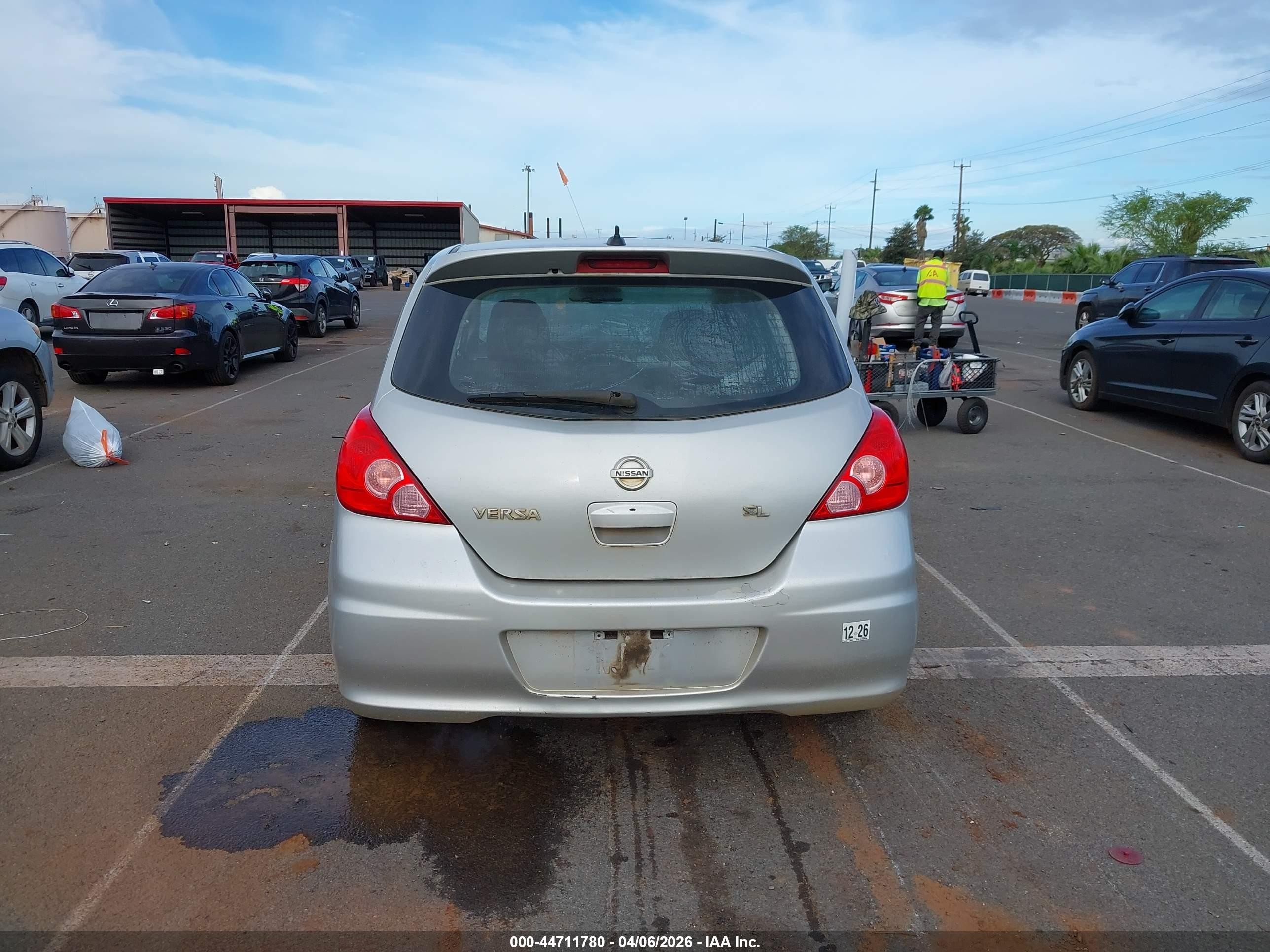 2012 Nissan Versa 1.8 Sl Silver vin: 3N1BC1CP4CK803456