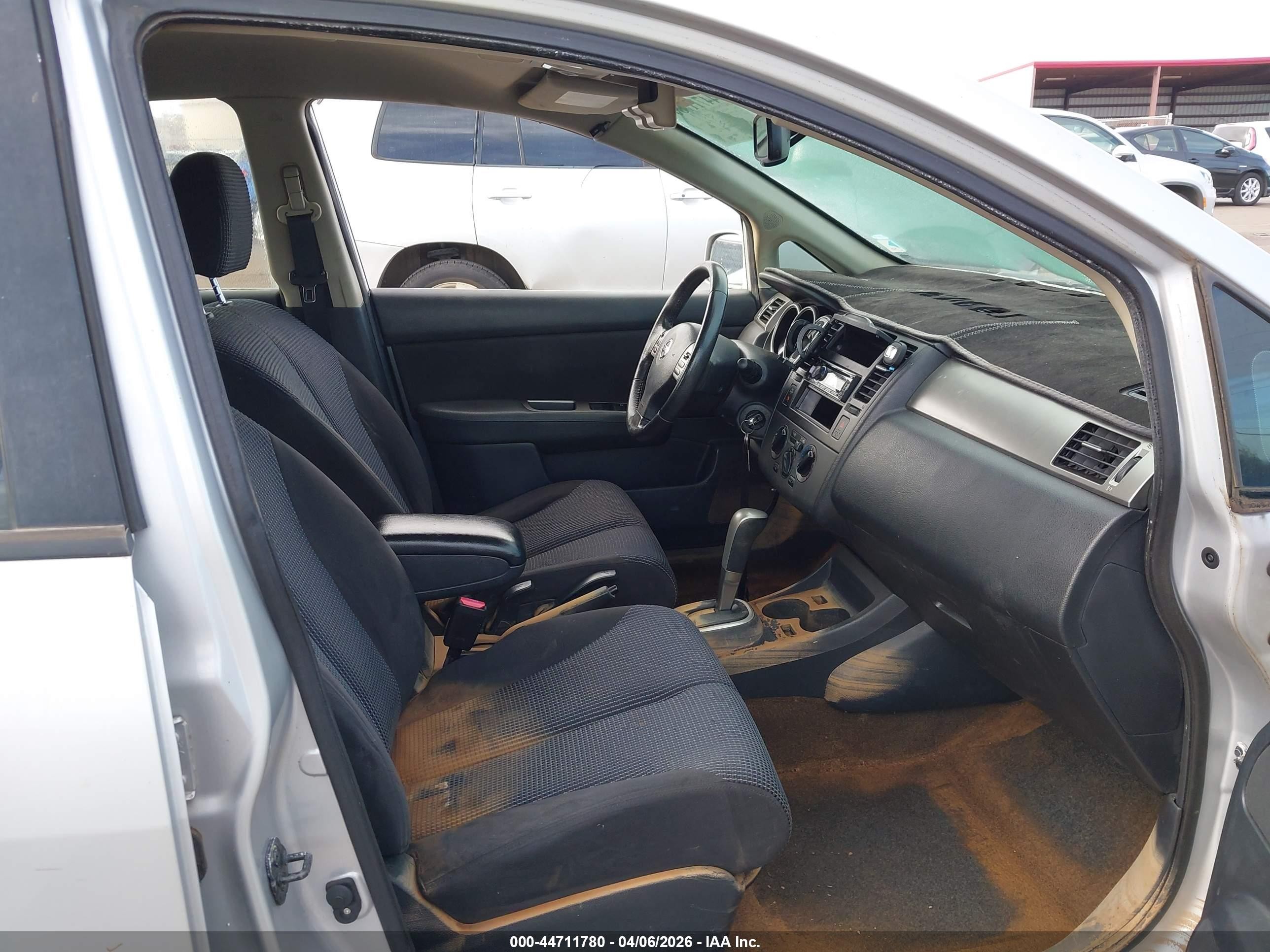 2012 Nissan Versa 1.8 Sl Silver vin: 3N1BC1CP4CK803456