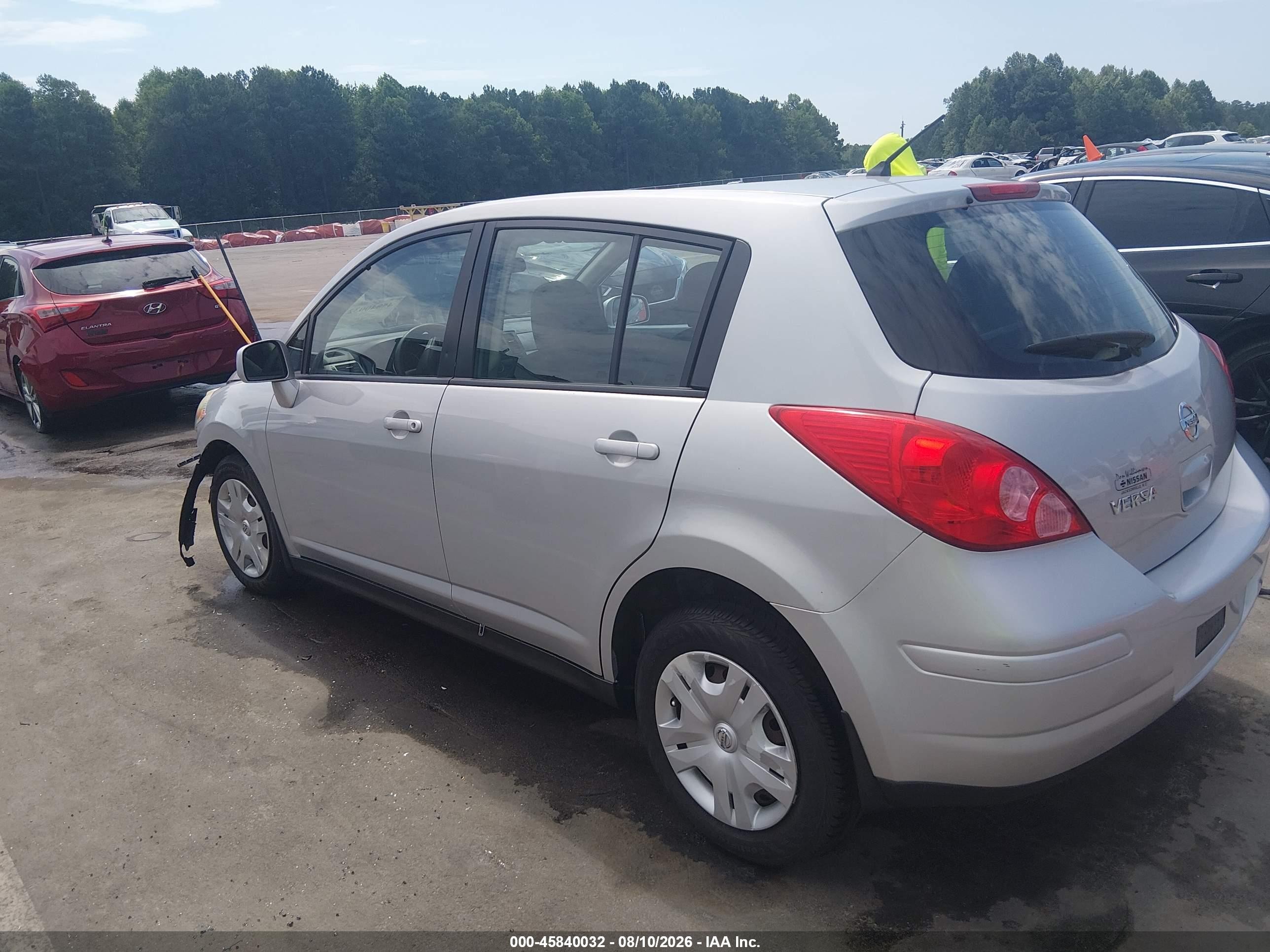 2012 Nissan Versa 1.8 S Серебряный vin: 3N1BC1CP4CK807779