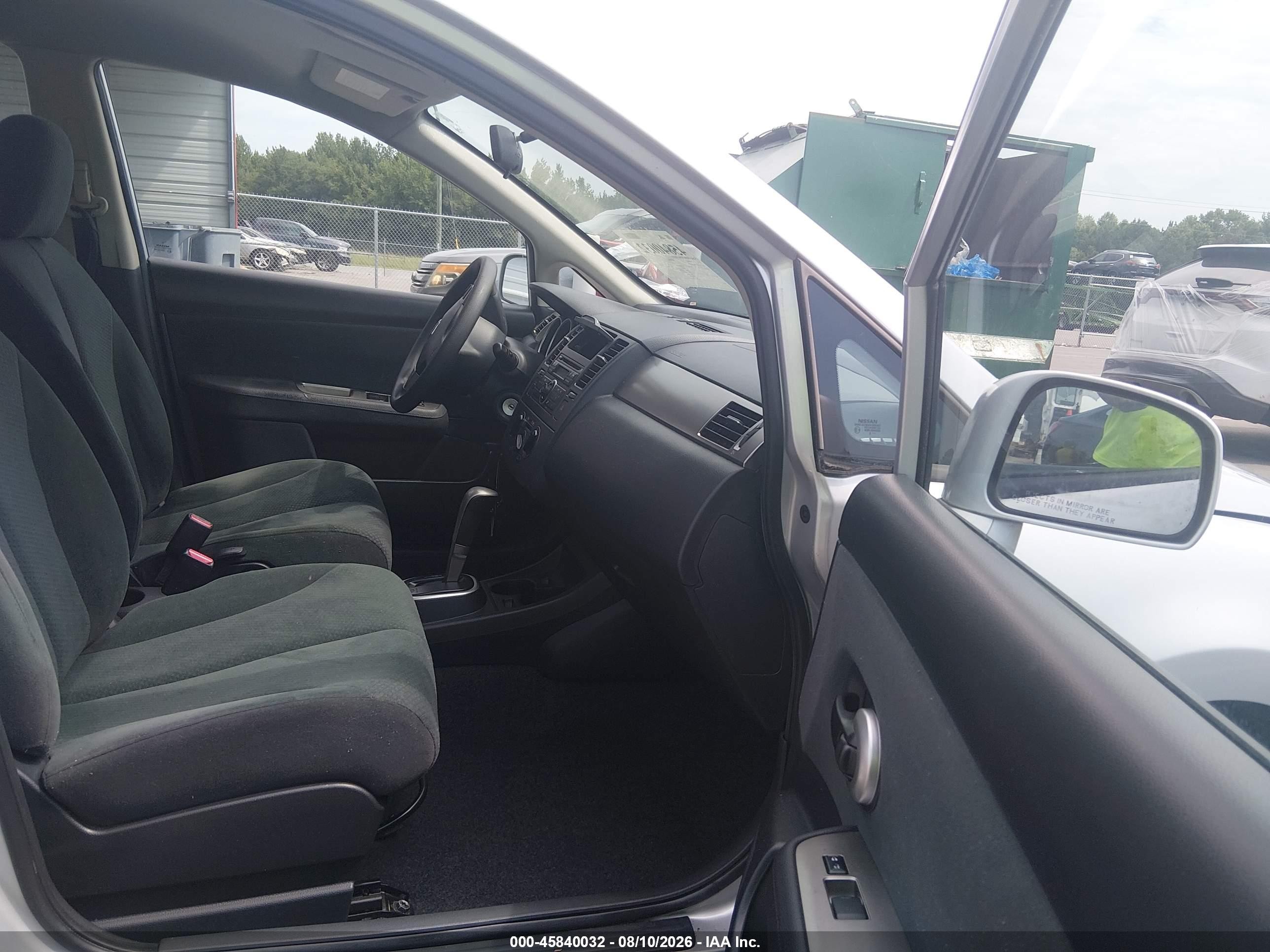 2012 Nissan Versa 1.8 S Серебряный vin: 3N1BC1CP4CK807779