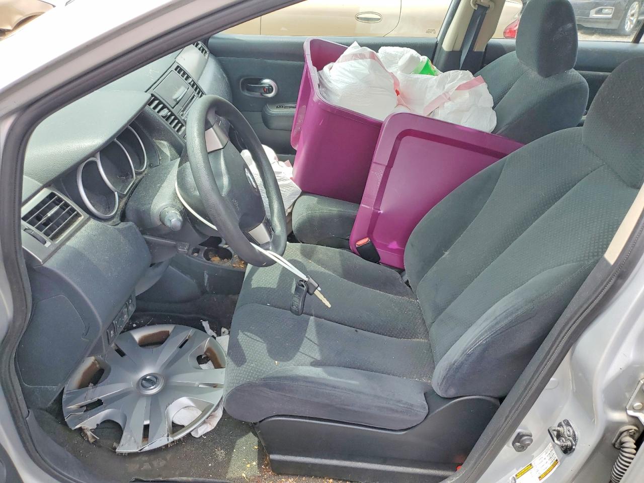 2012 Nissan Versa 1.8 S Серебряный vin: 3N1BC1CP4CL374118