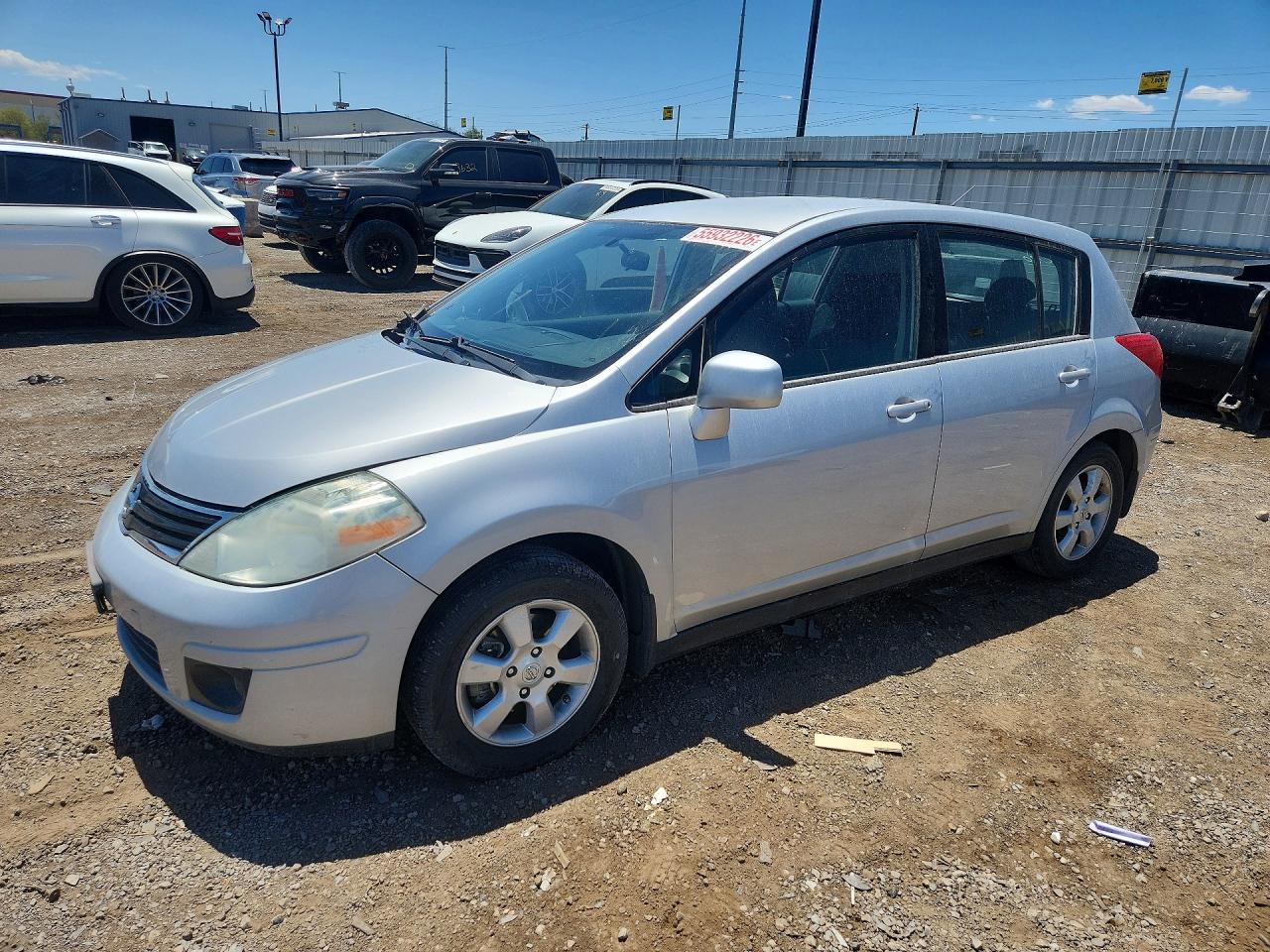 2010 Nissan Versa 1.8 S Silver vin: 3N1BC1CP5AL390163