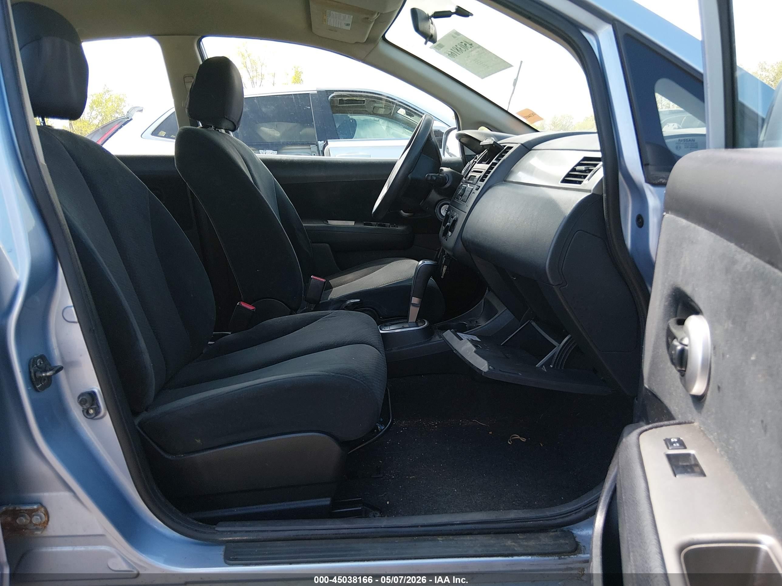 2010 Nissan Versa 1.8s Синий vin: 3N1BC1CP5AL415028