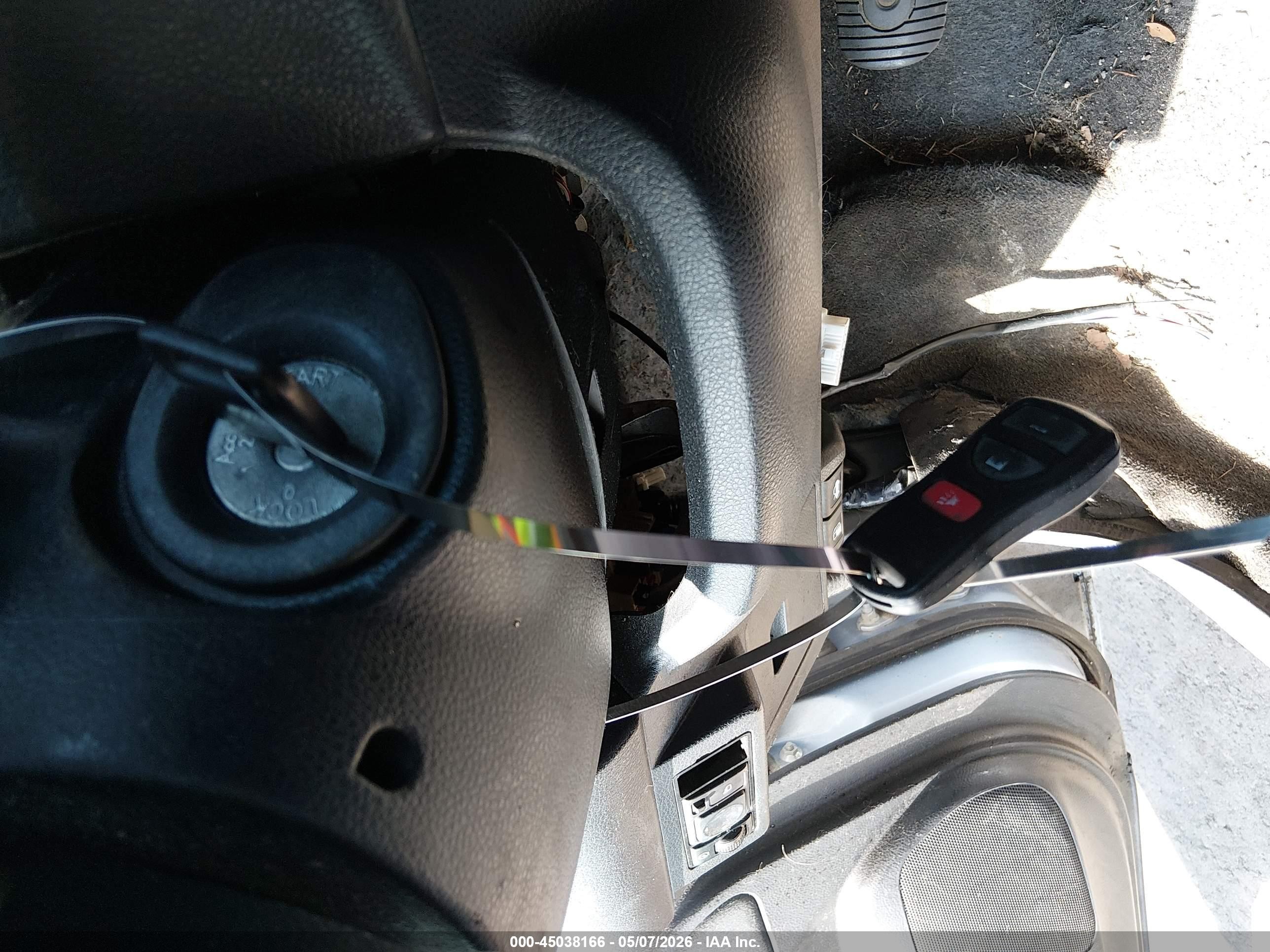 2010 Nissan Versa 1.8s Синий vin: 3N1BC1CP5AL415028