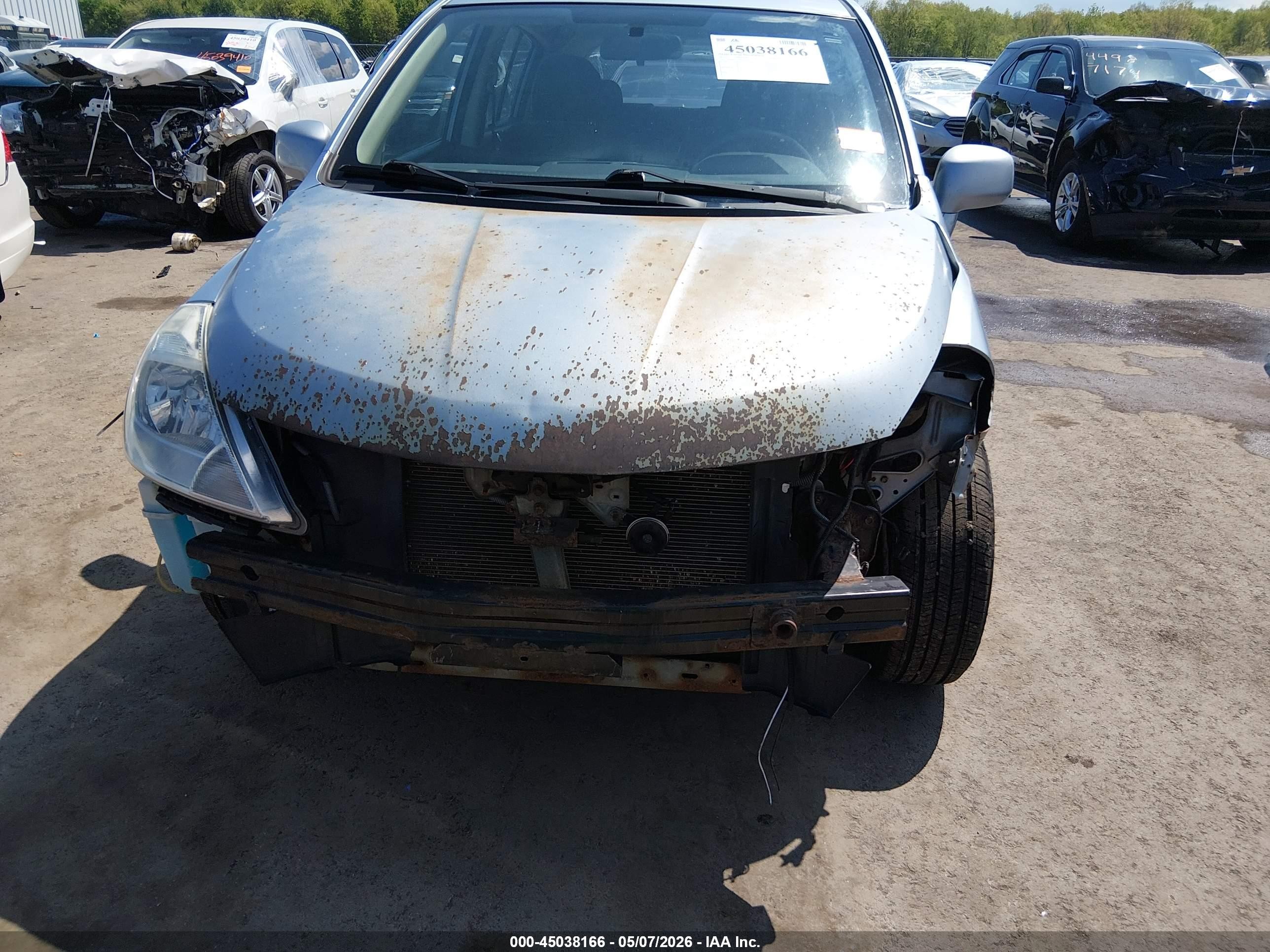 2010 Nissan Versa 1.8s Синий vin: 3N1BC1CP5AL415028