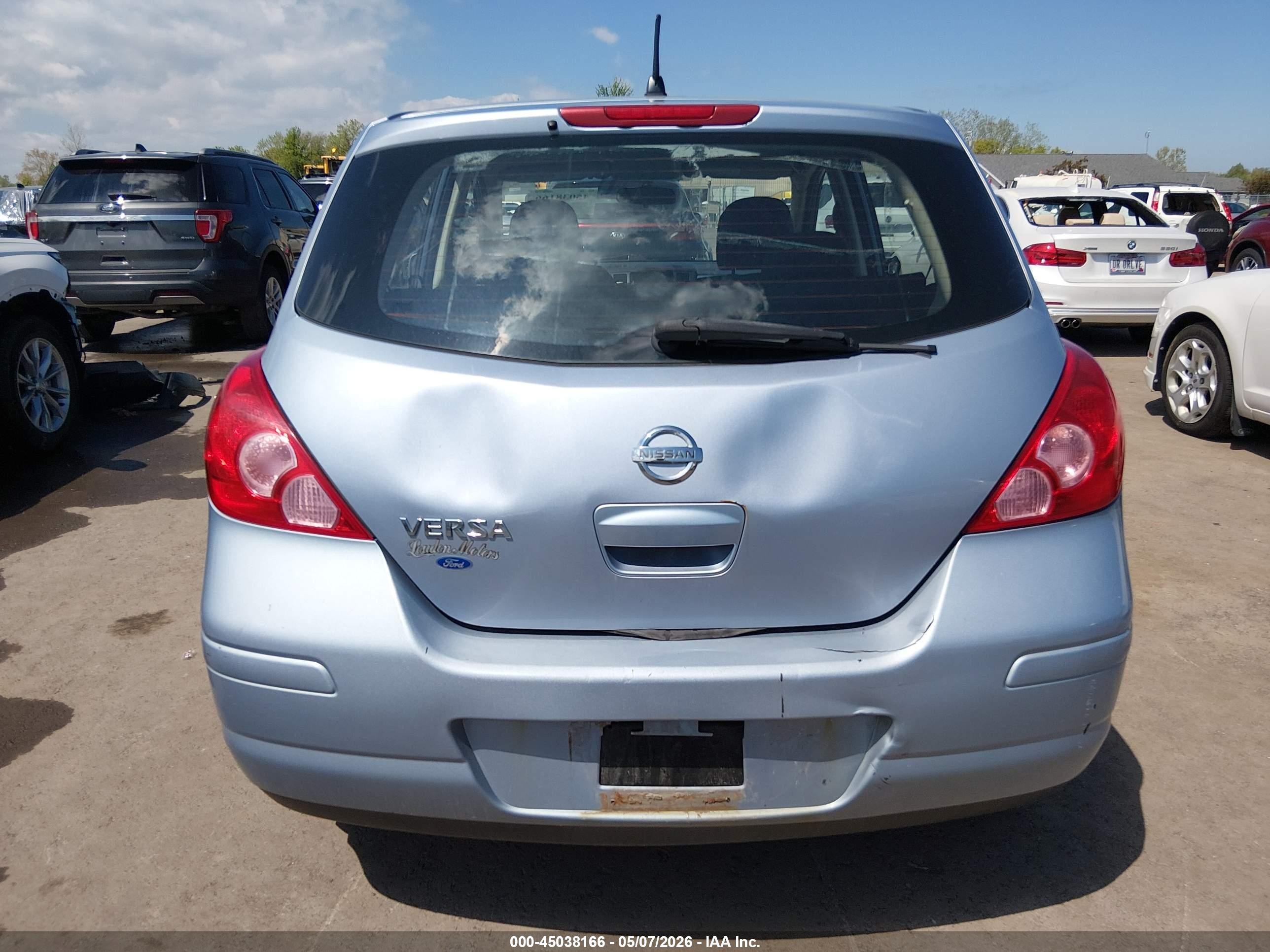2010 Nissan Versa 1.8s Синий vin: 3N1BC1CP5AL415028