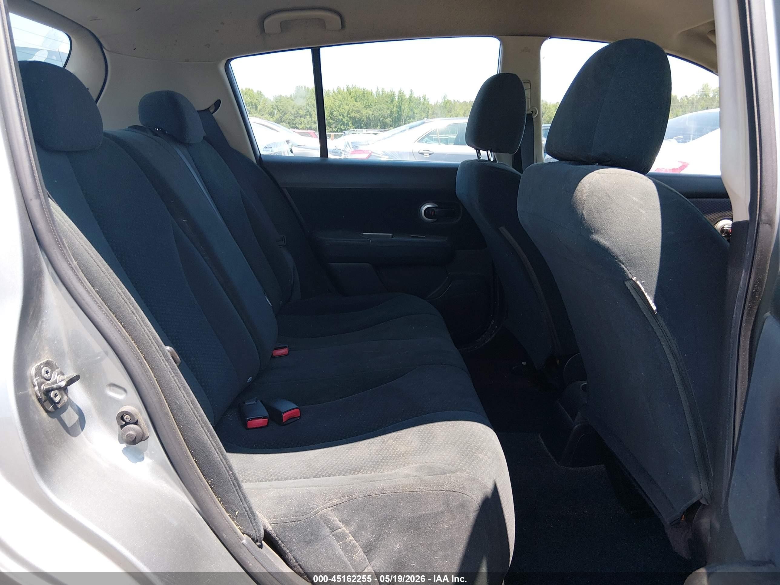 2010 Nissan Versa 1.8s Gray vin: 3N1BC1CP5AL432685