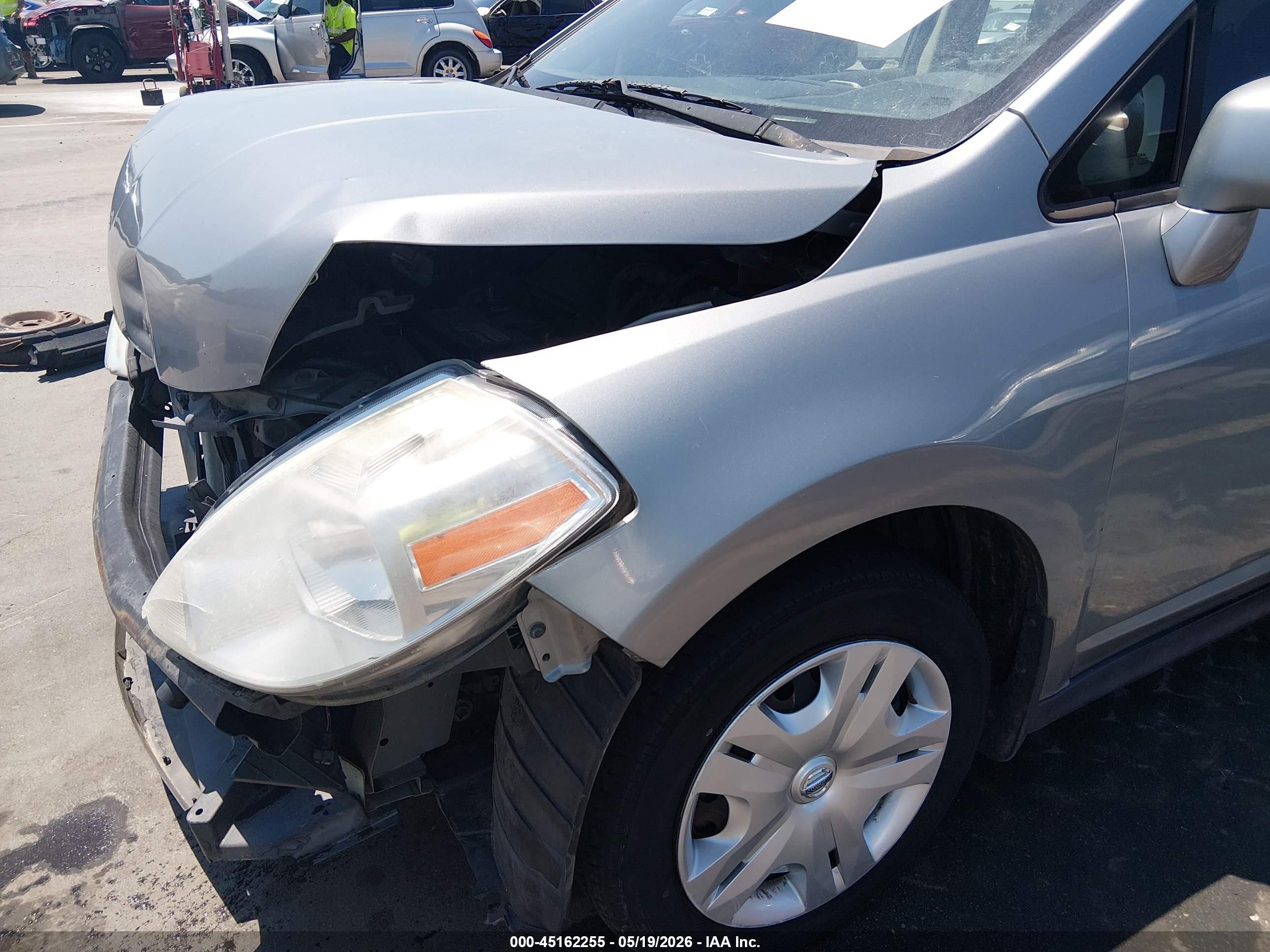 2010 Nissan Versa 1.8s Gray vin: 3N1BC1CP5AL432685